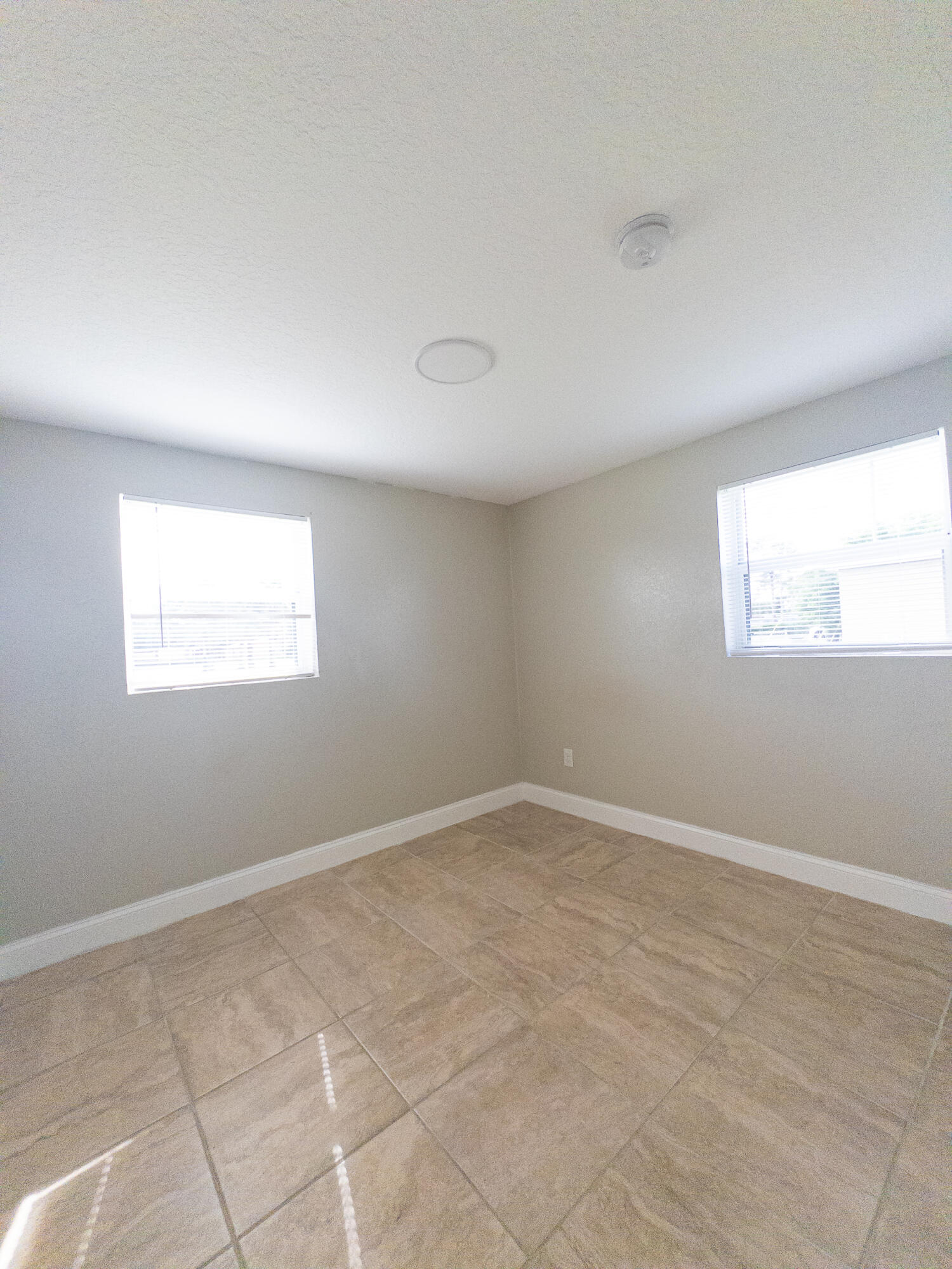 2505 Avenue L Property Photo 8