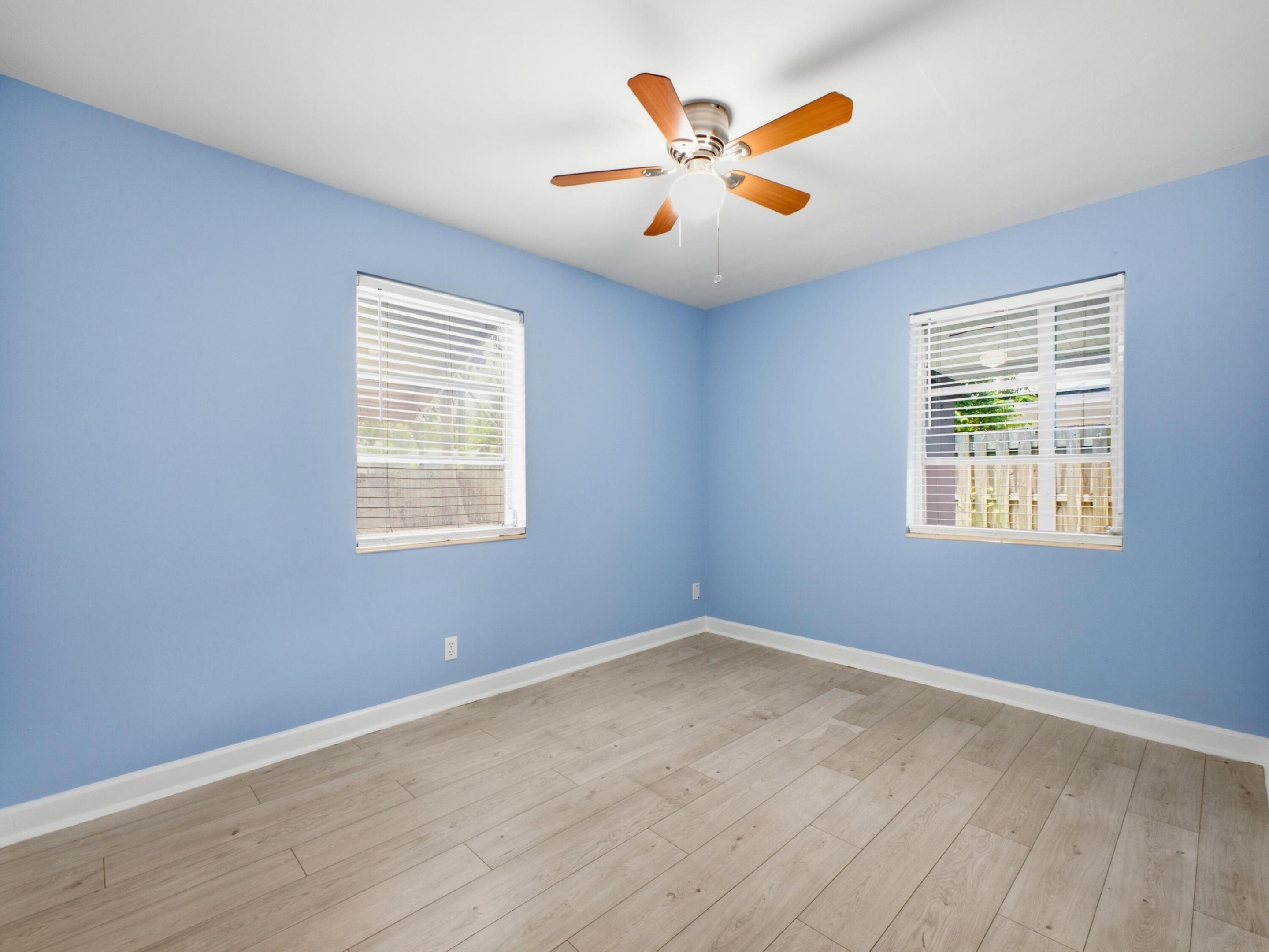 370 Orange Way Property Photo 23