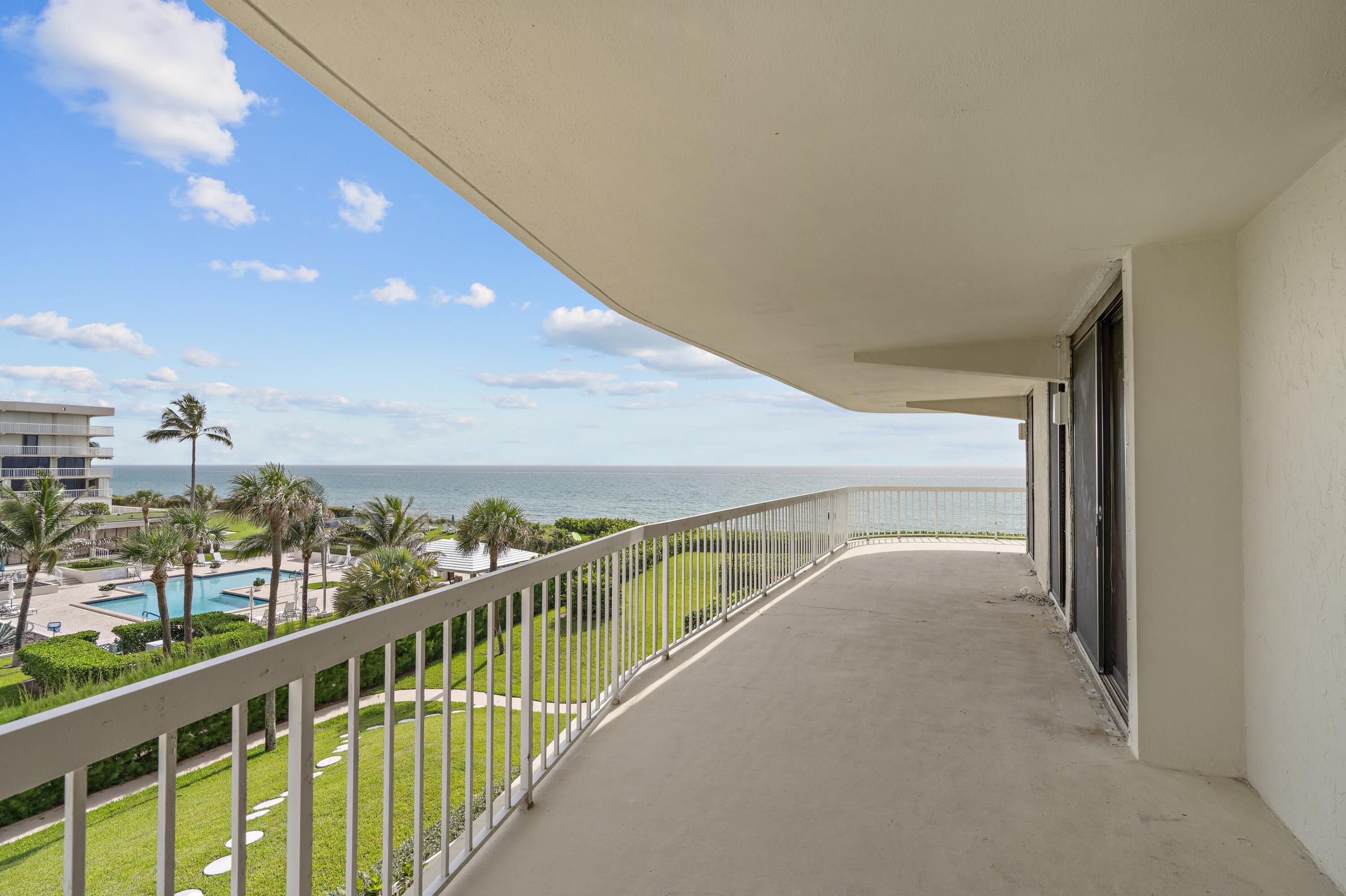 3300 S Ocean Boulevard 303n Property Photo 10