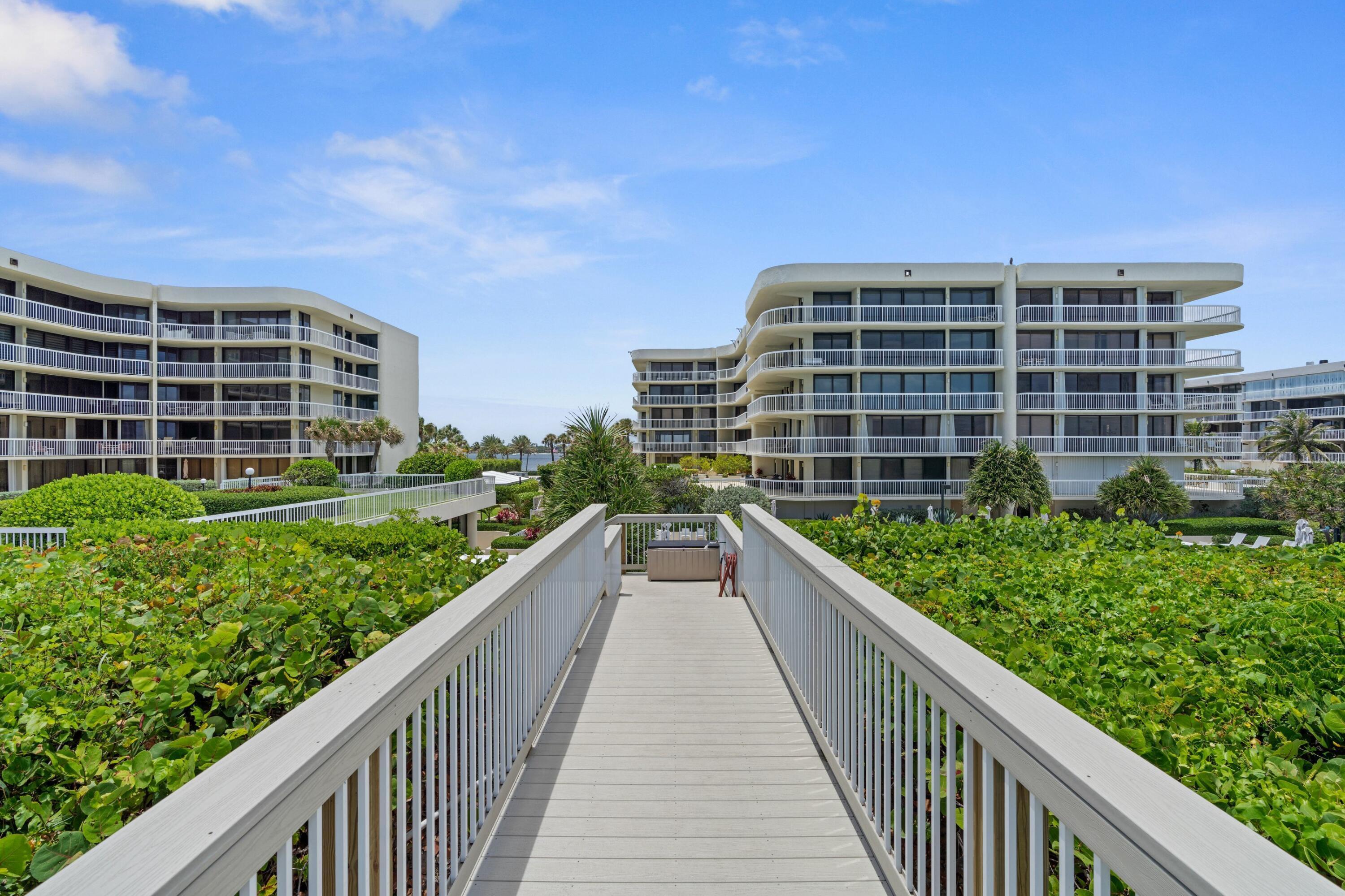 3300 S Ocean Boulevard 303n Property Photo 27