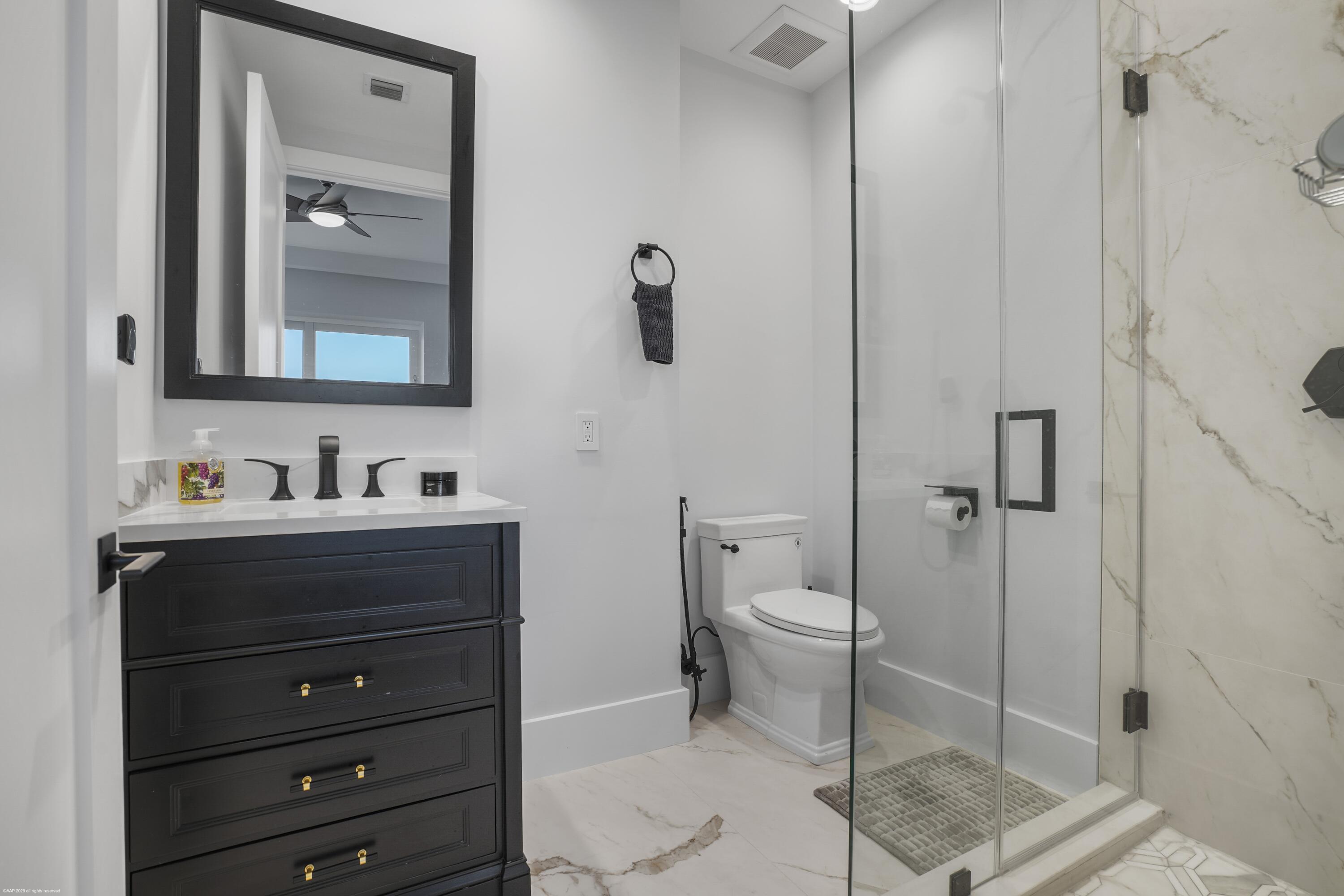 5150 N Ocean Drive Ph 2001 Property Photo 39