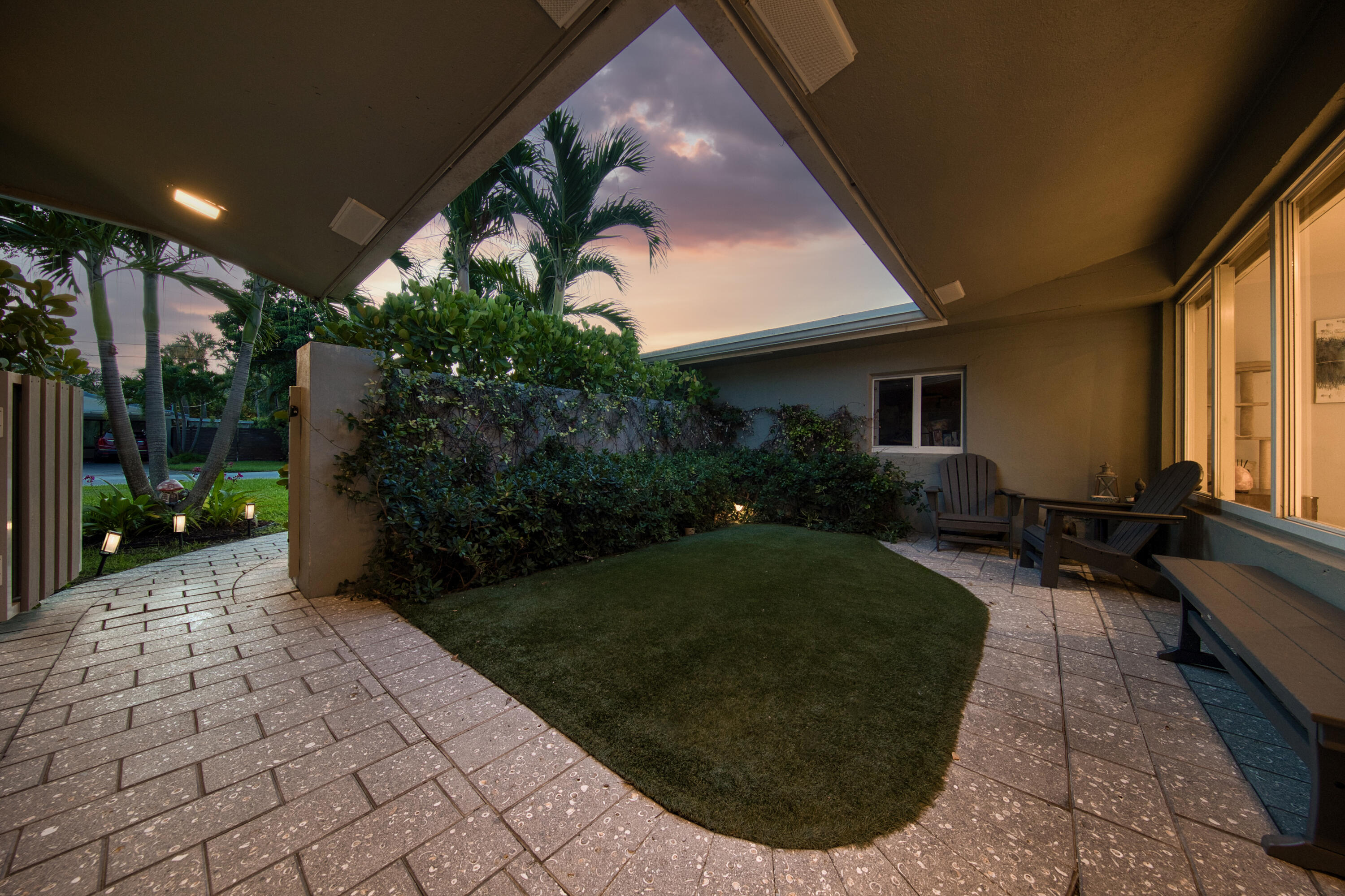 3652 Ne 18th Avenue Property Photo 6