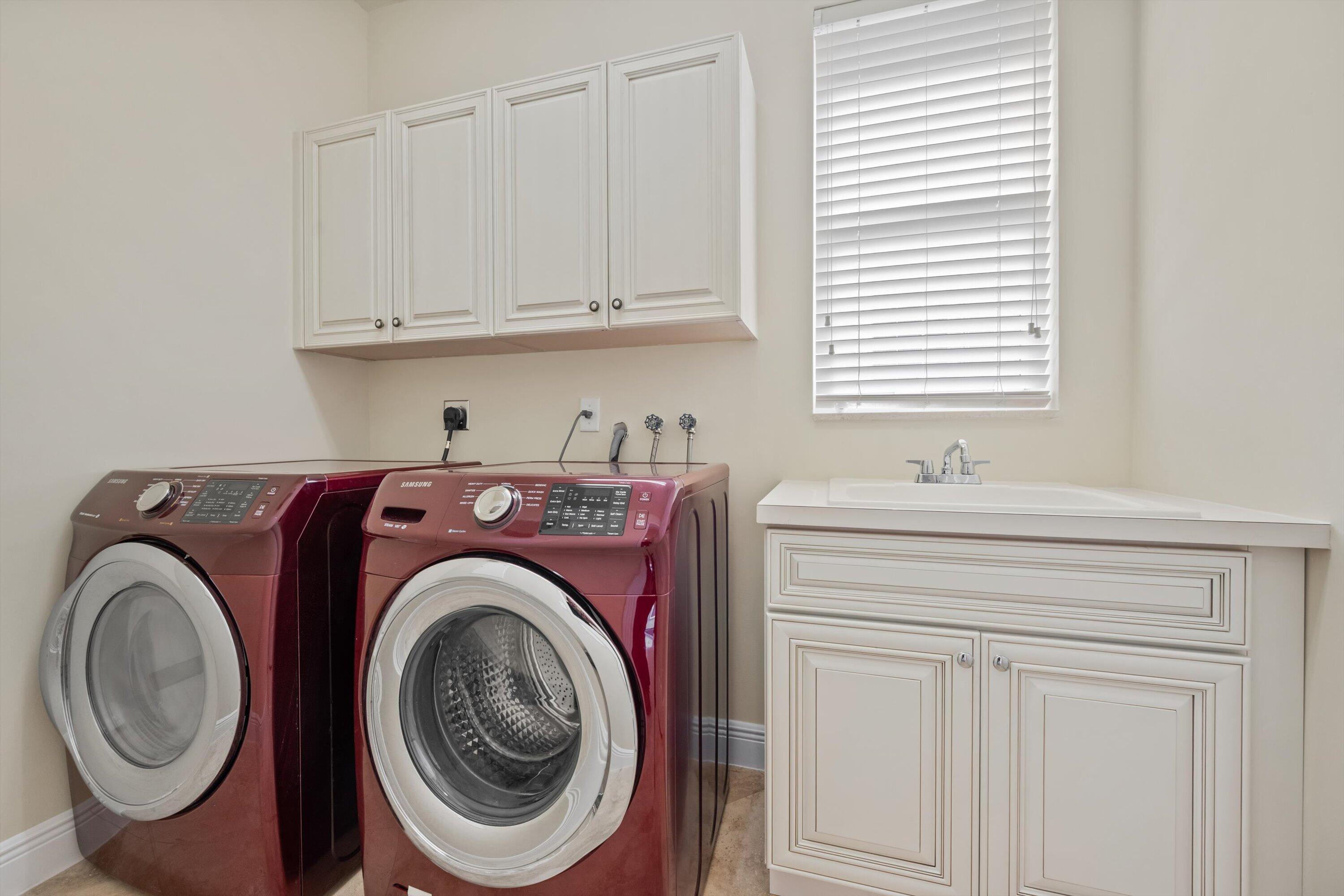 8887 Via Prestigio W Property Photo 25