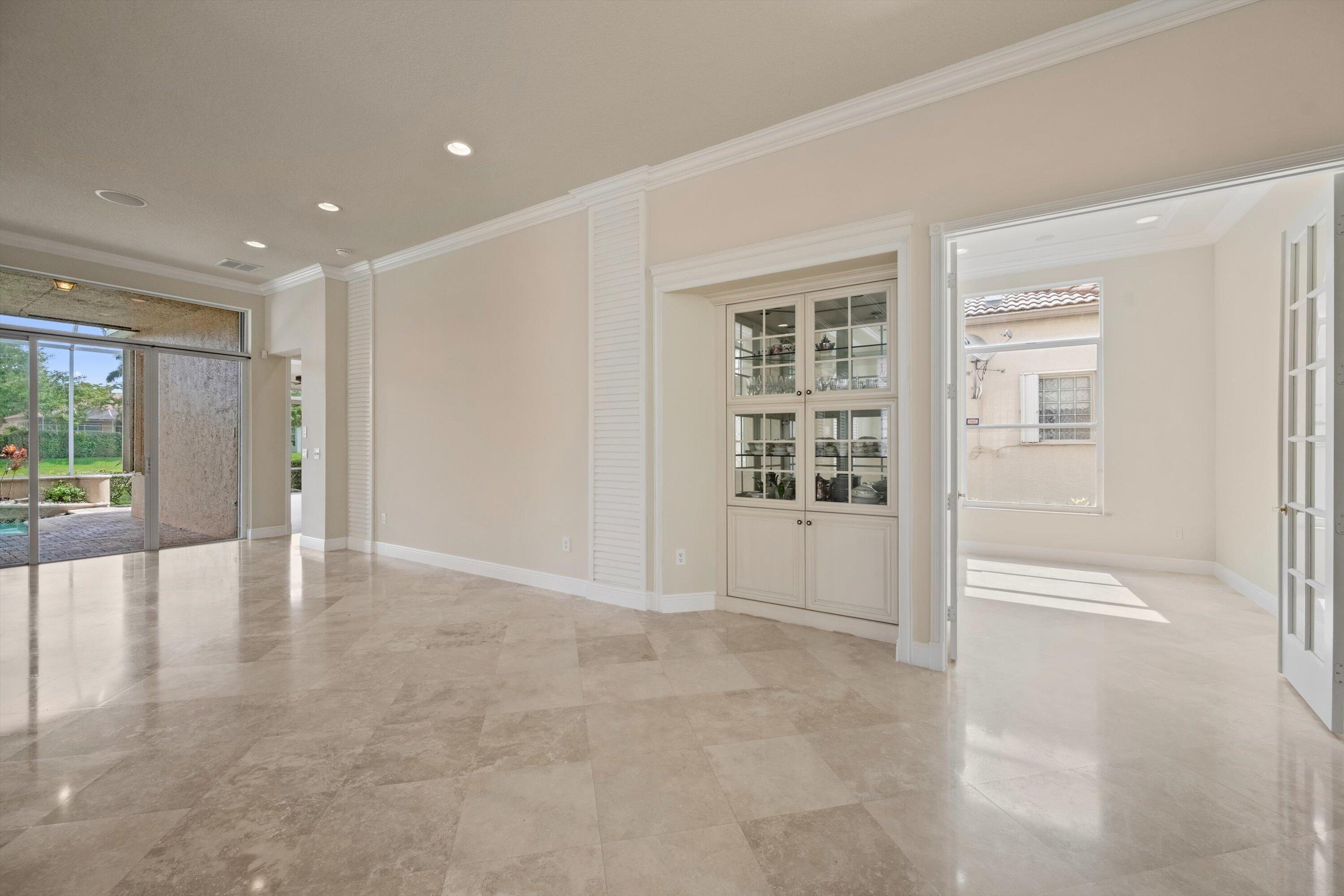 8887 Via Prestigio W Property Photo 27