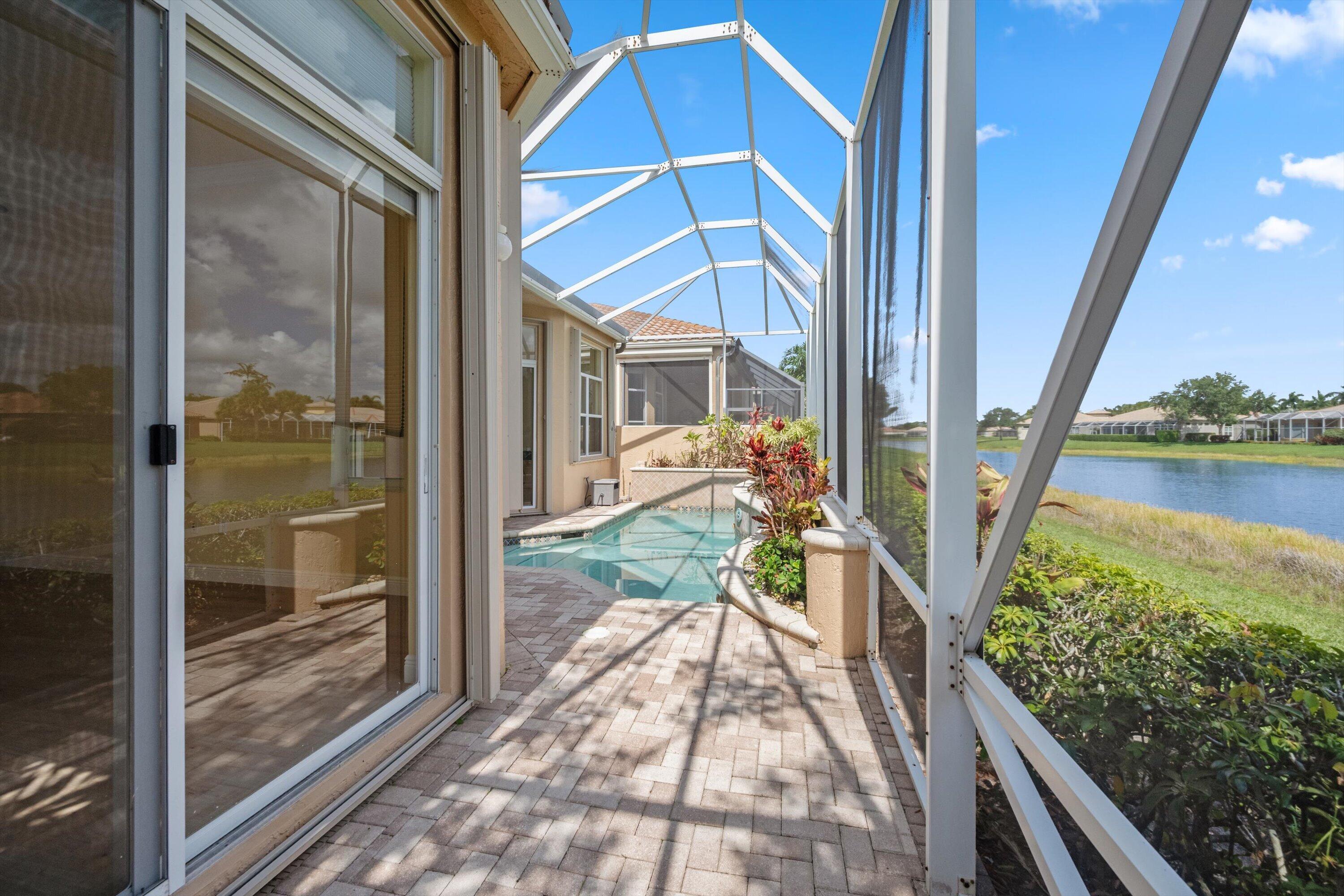 8887 Via Prestigio W Property Photo 33