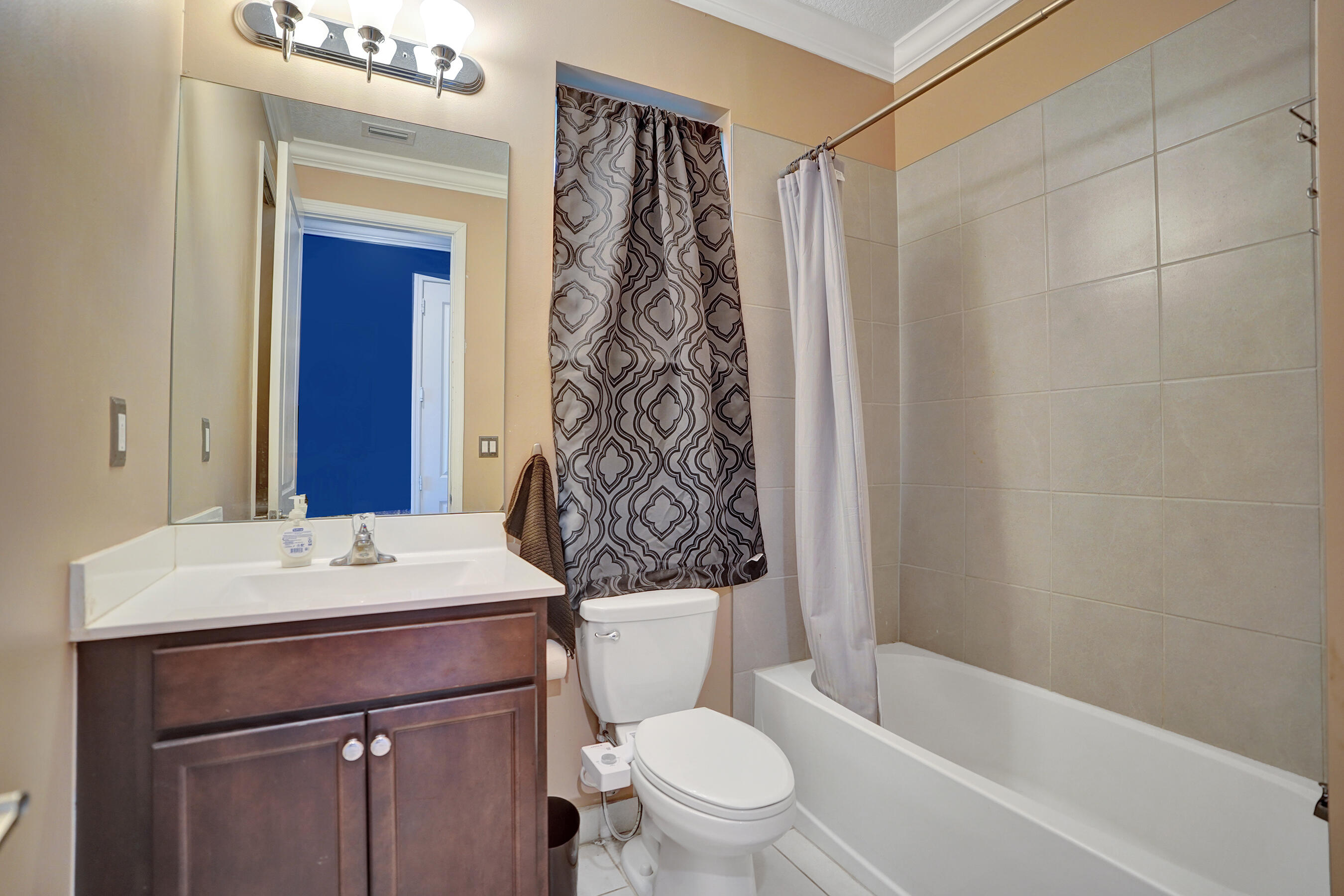 4147 Rosa Drive Property Photo 13