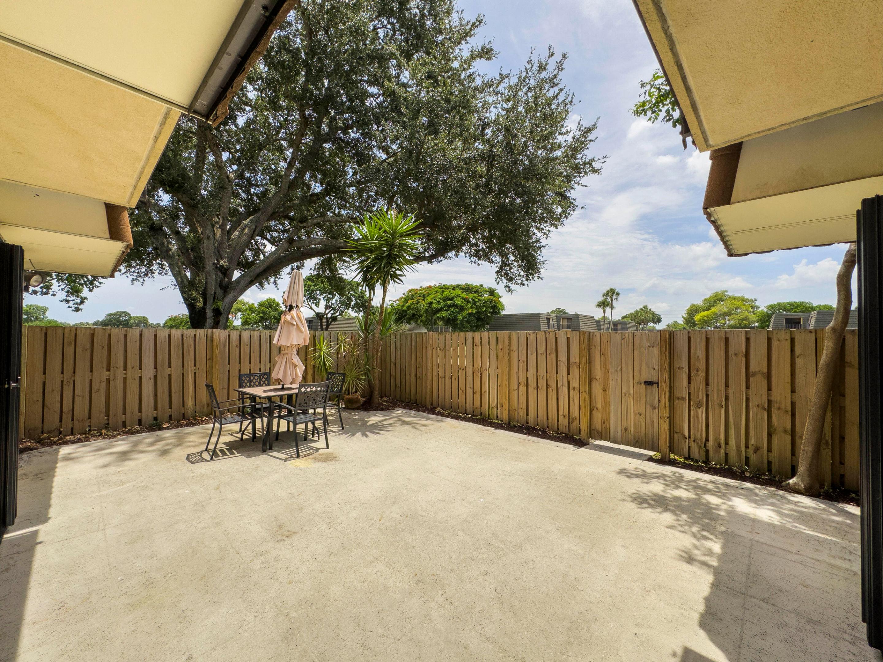 187 Charter Way Property Photo 6