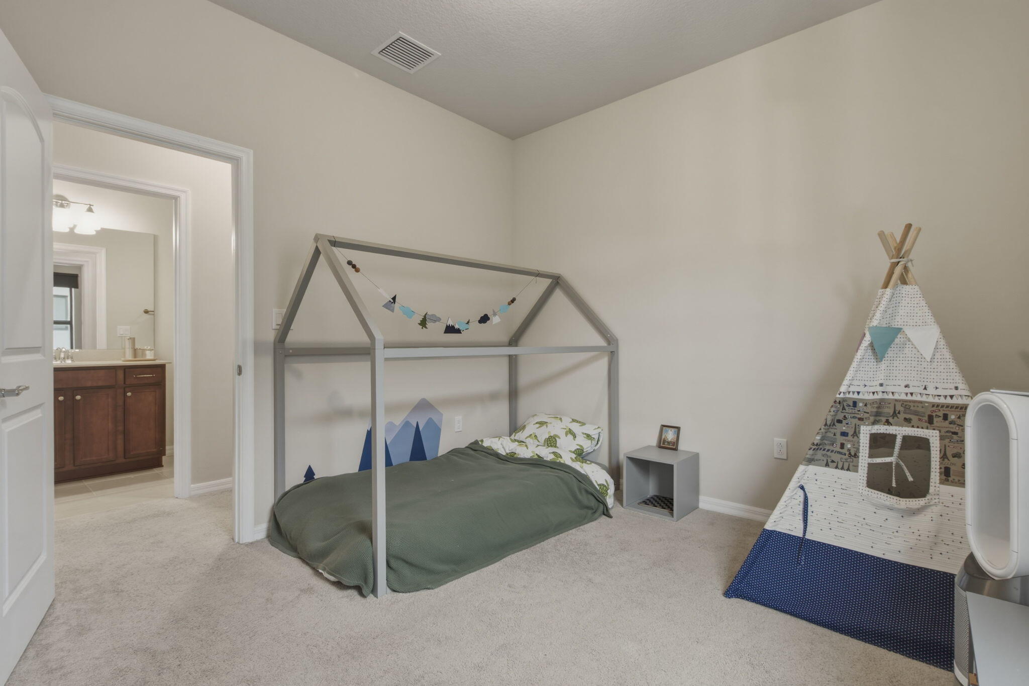 4601 Pinehurst Trail E Property Photo 16