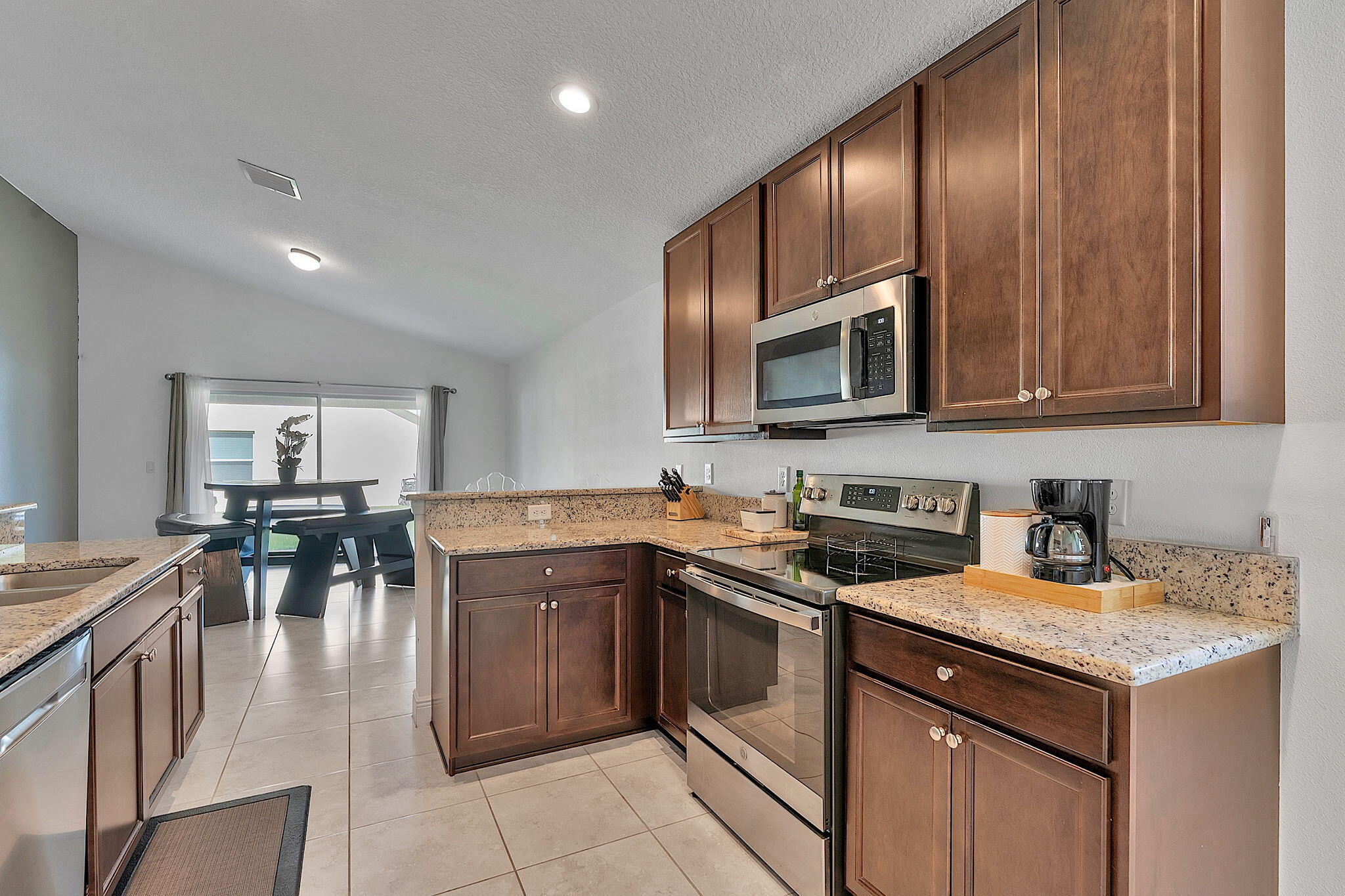 9728 Starboard Drive Property Photo 15
