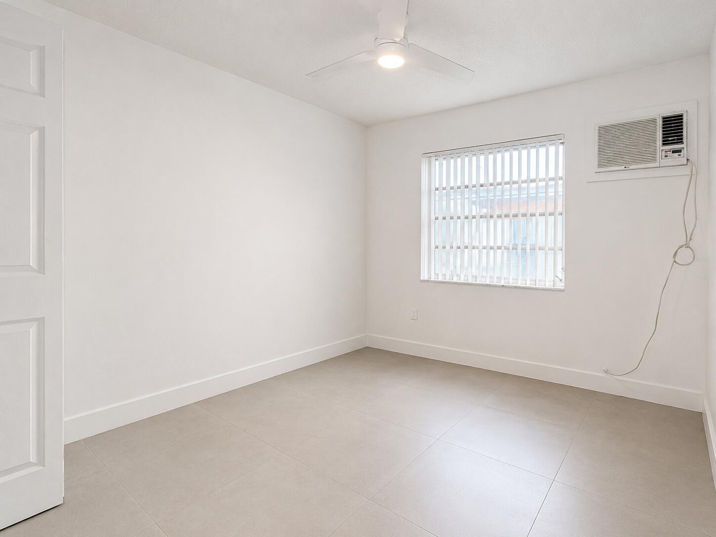 2152 Sw 72nd Avenue #a Property Photo 7