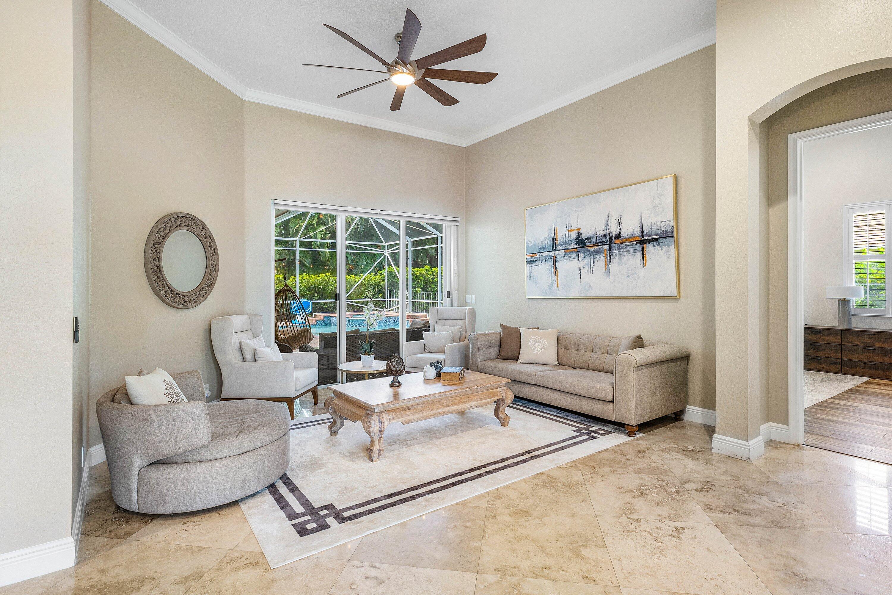 4675 Manderly Drive Property Photo 4