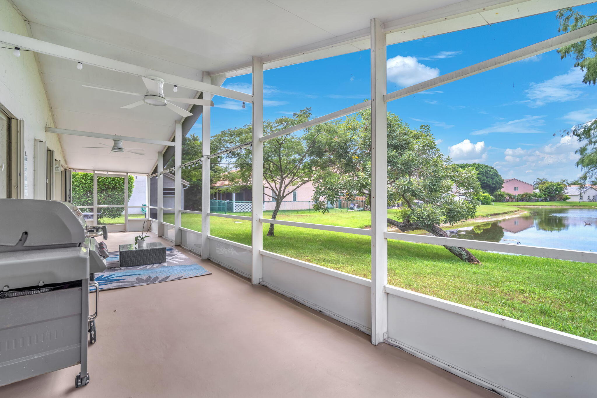 8576 Windy Circle Property Photo 9