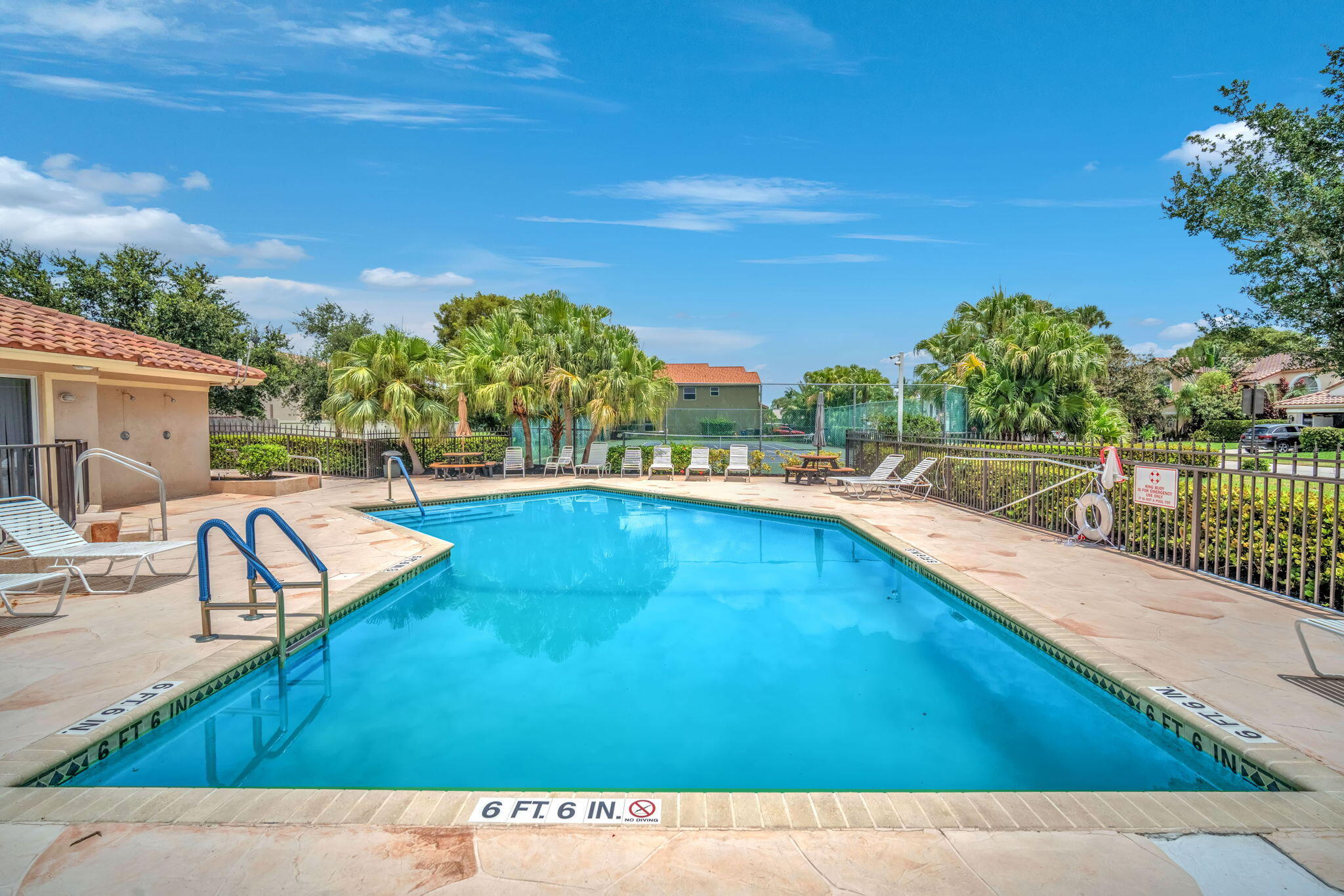 8576 Windy Circle Property Photo 13