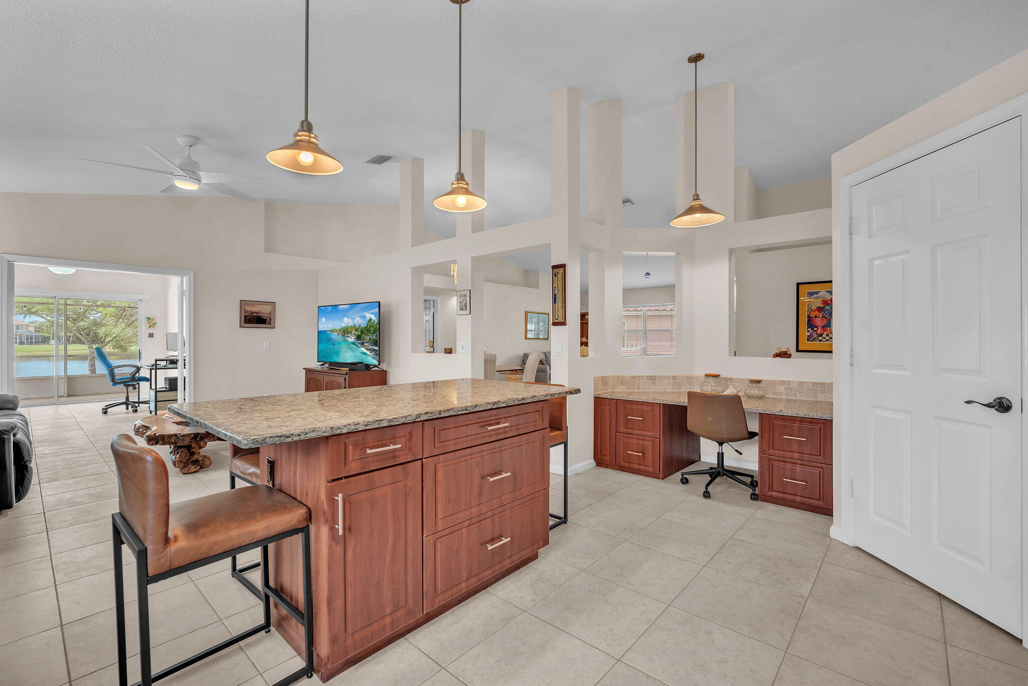 8576 Windy Circle Property Photo 15