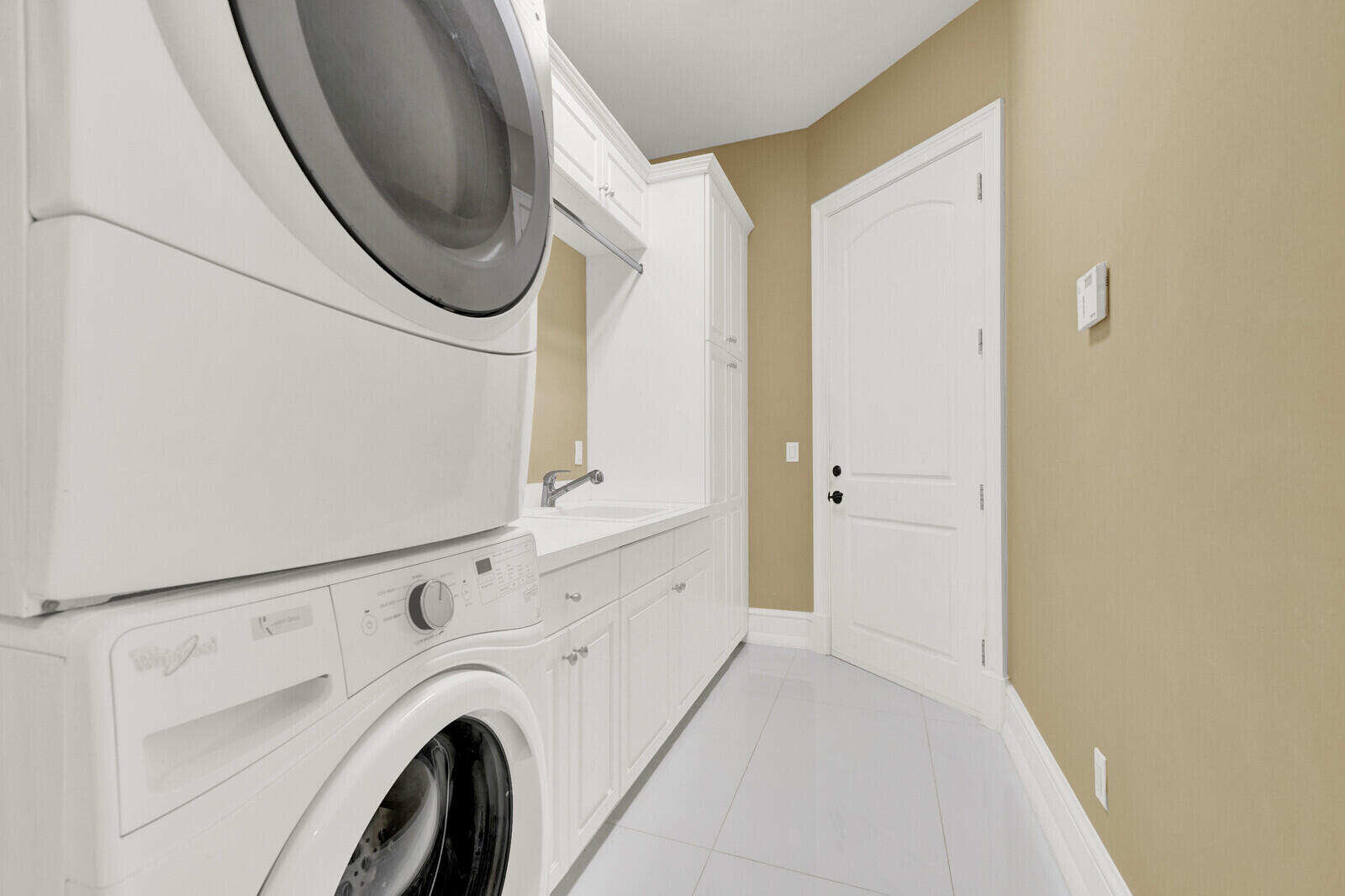 146 Se Bella Strano Property Photo 32
