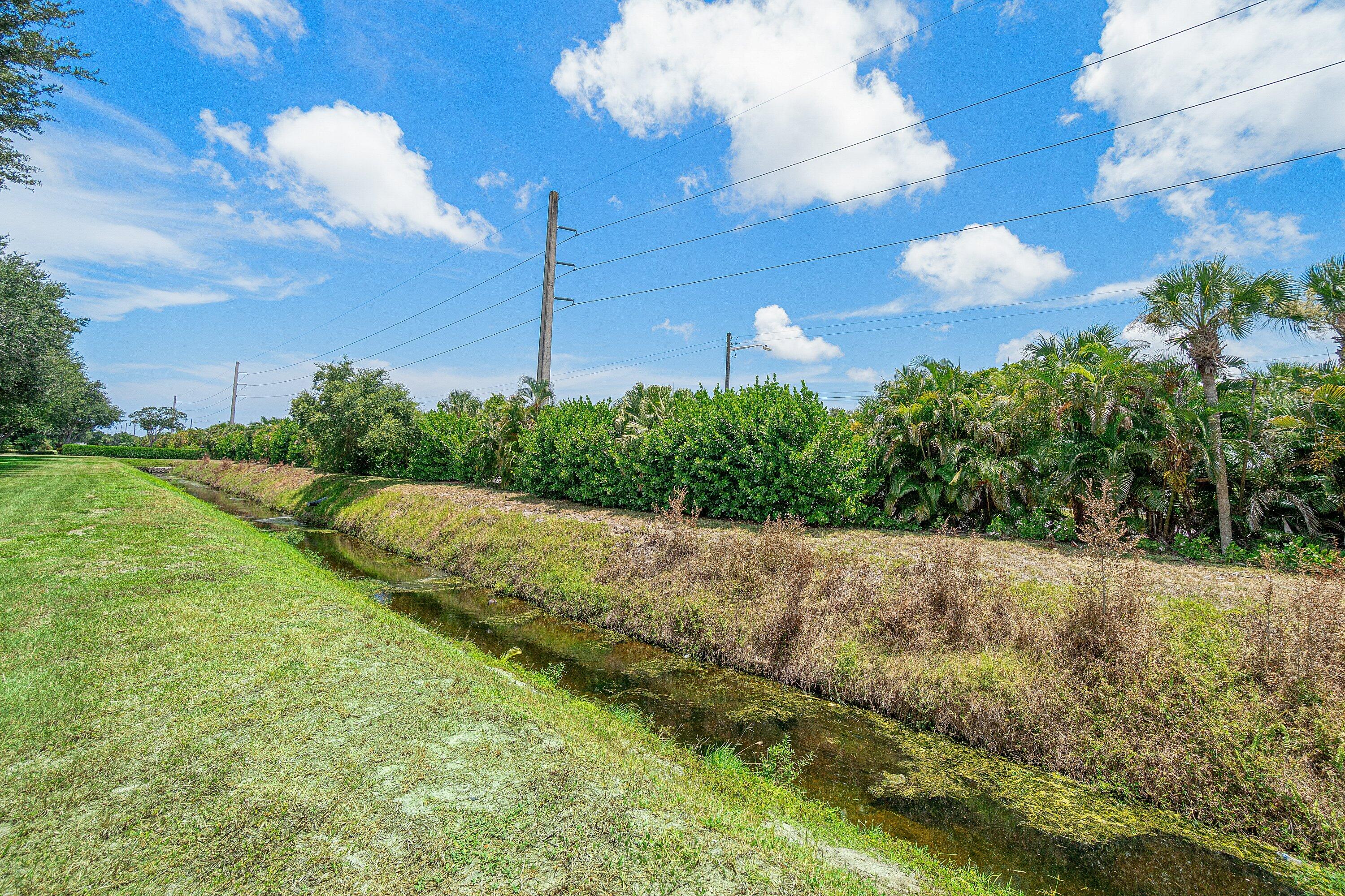 9945 Papaya Tree Trail B Property Photo 28