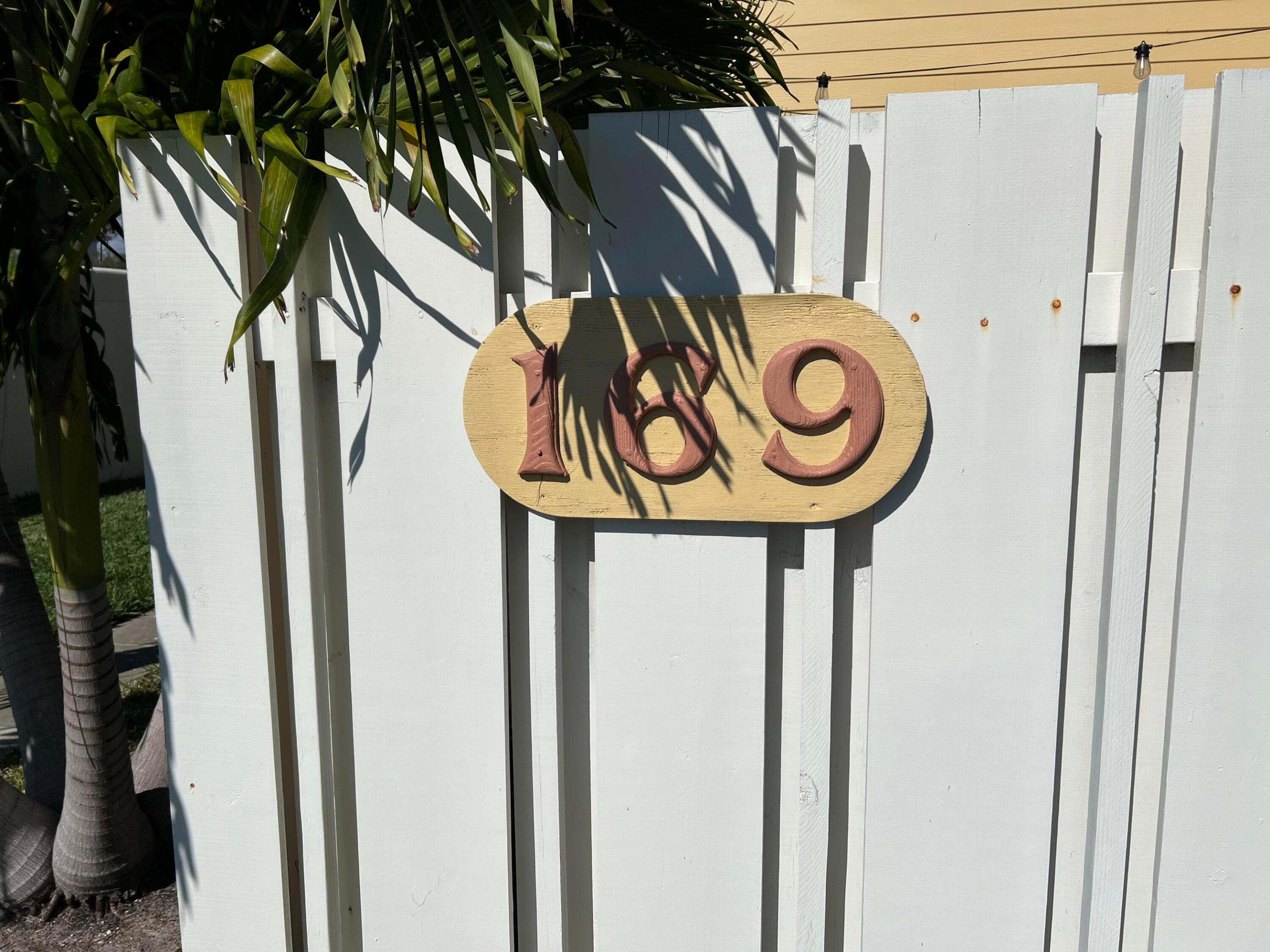 169 Seabreeze Circle Property Photo 4