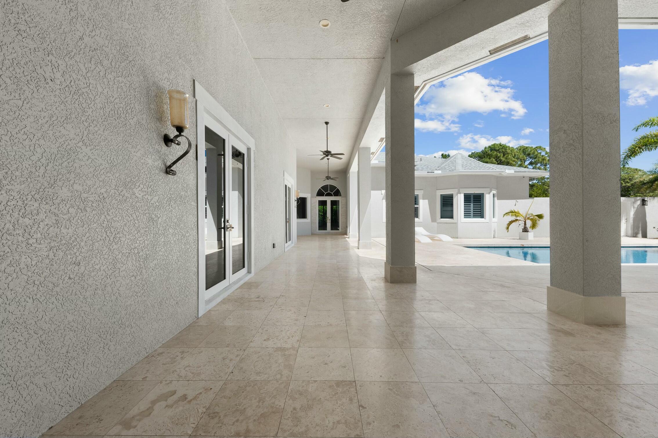 15503 Temple Boulevard Property Photo 6