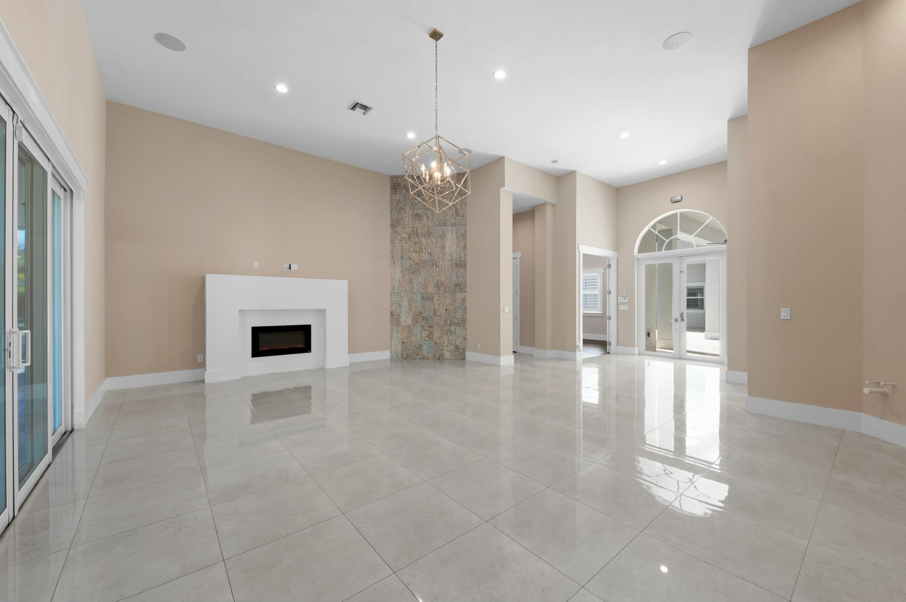 15503 Temple Boulevard Property Photo 11