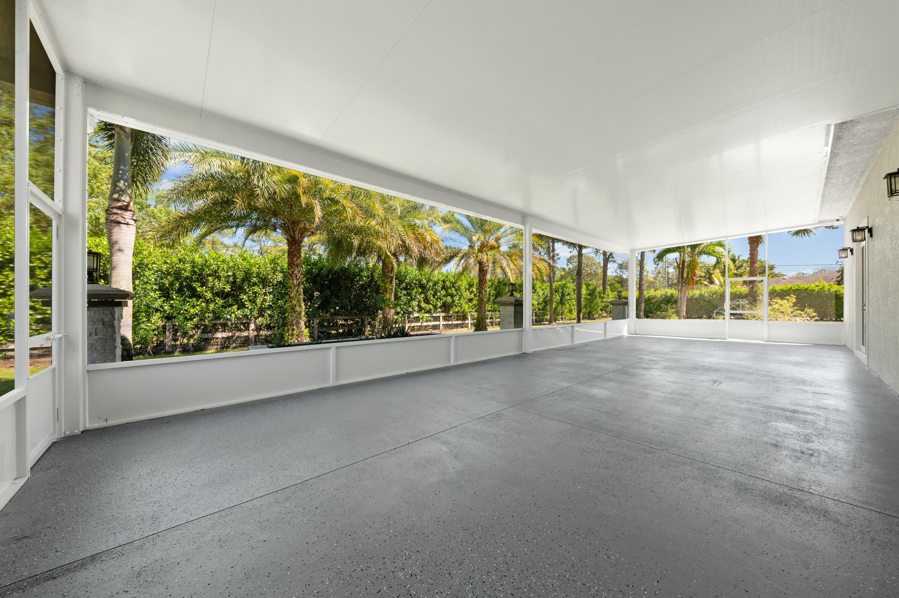 15503 Temple Boulevard Property Photo 13