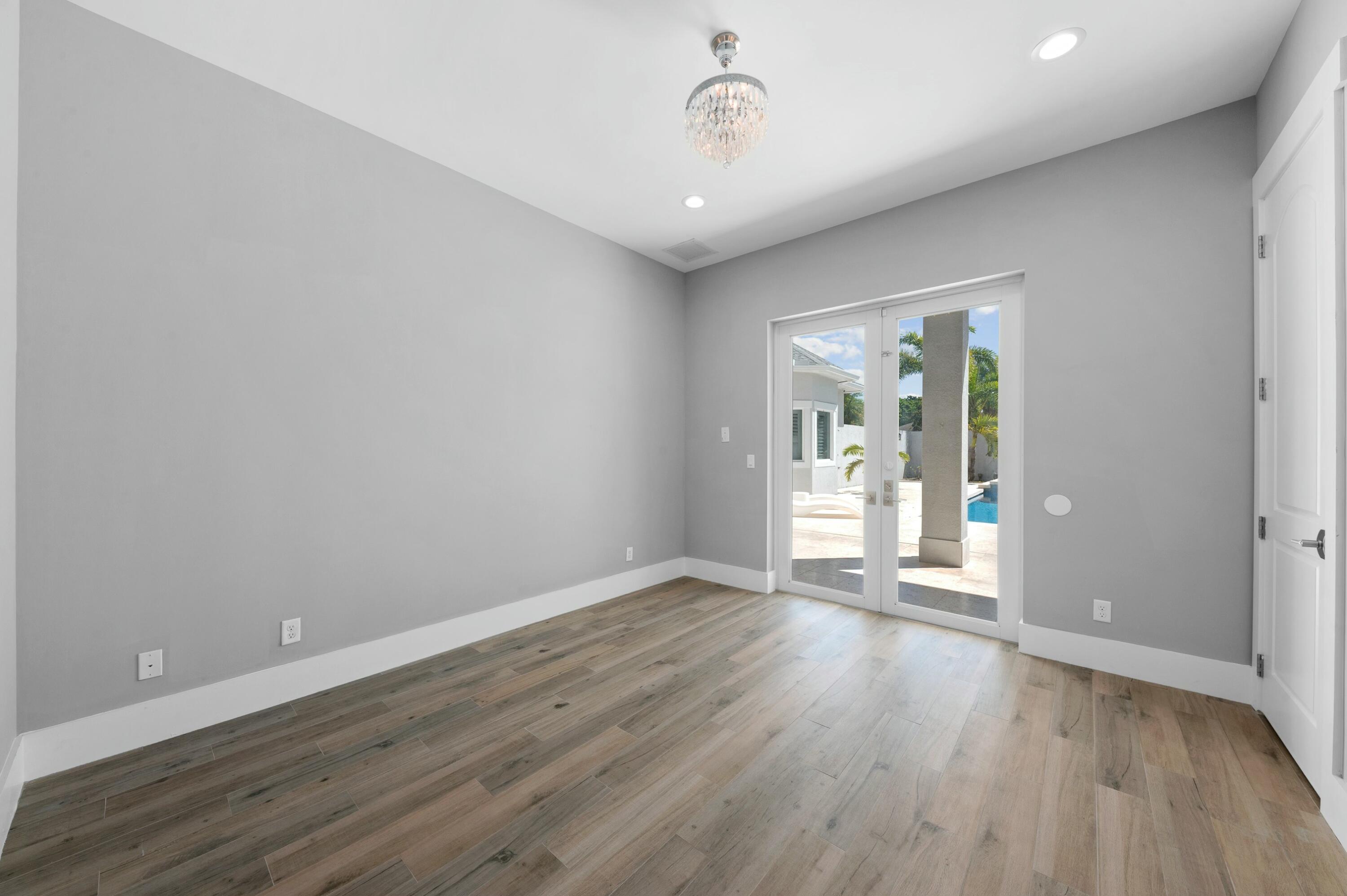 15503 Temple Boulevard Property Photo 32