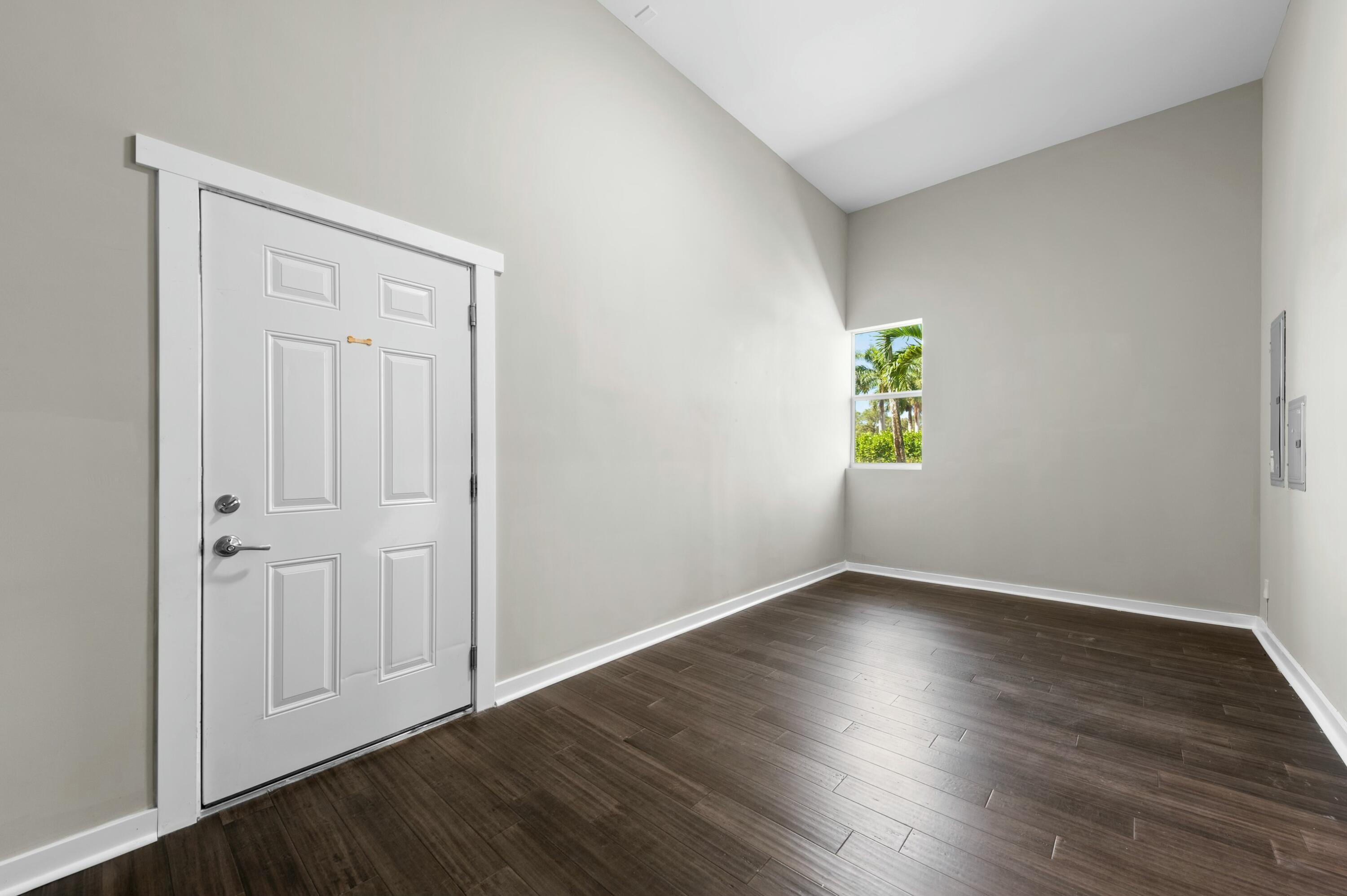 15503 Temple Boulevard Property Photo 40