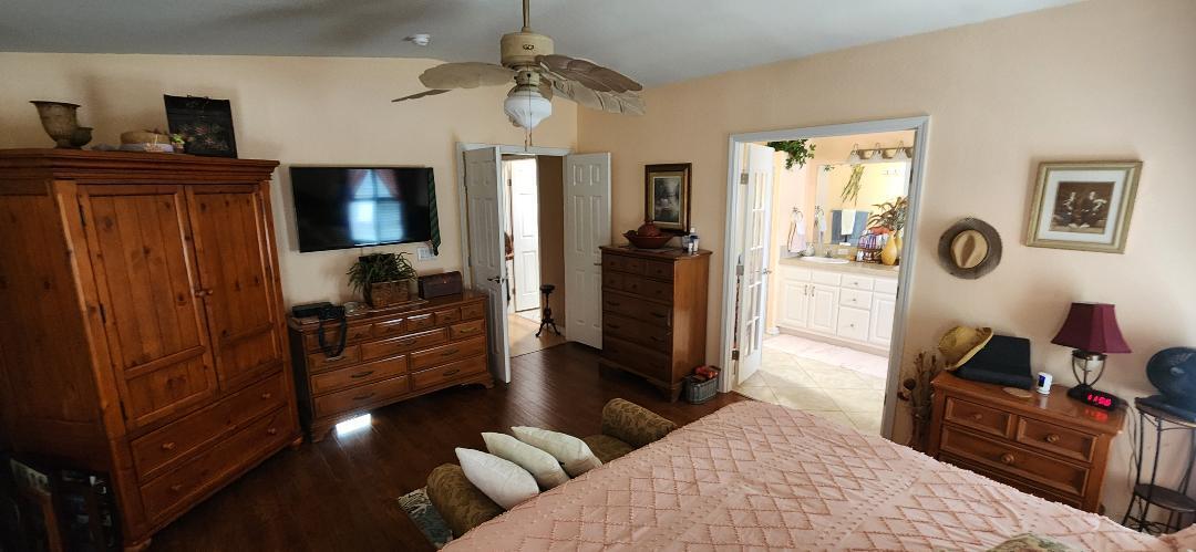 7811 Mcclintock Way Property Photo 11