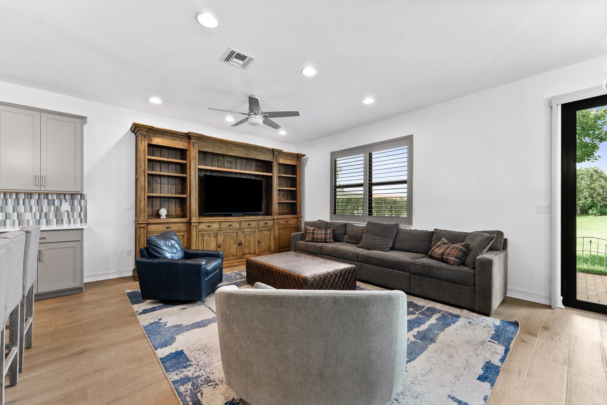 9451 Kinley Place Property Photo 14