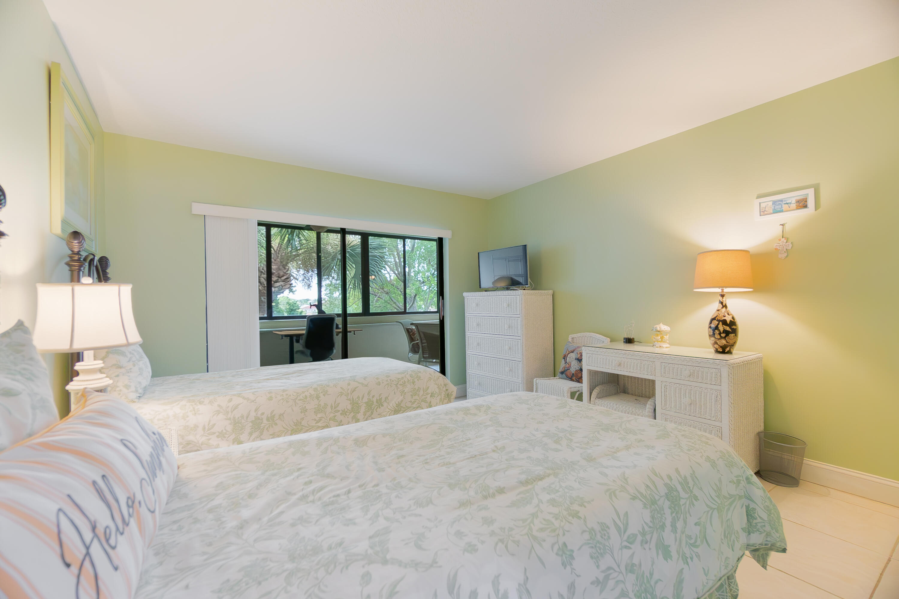 12524 Shoreline Drive 302 Property Photo 16