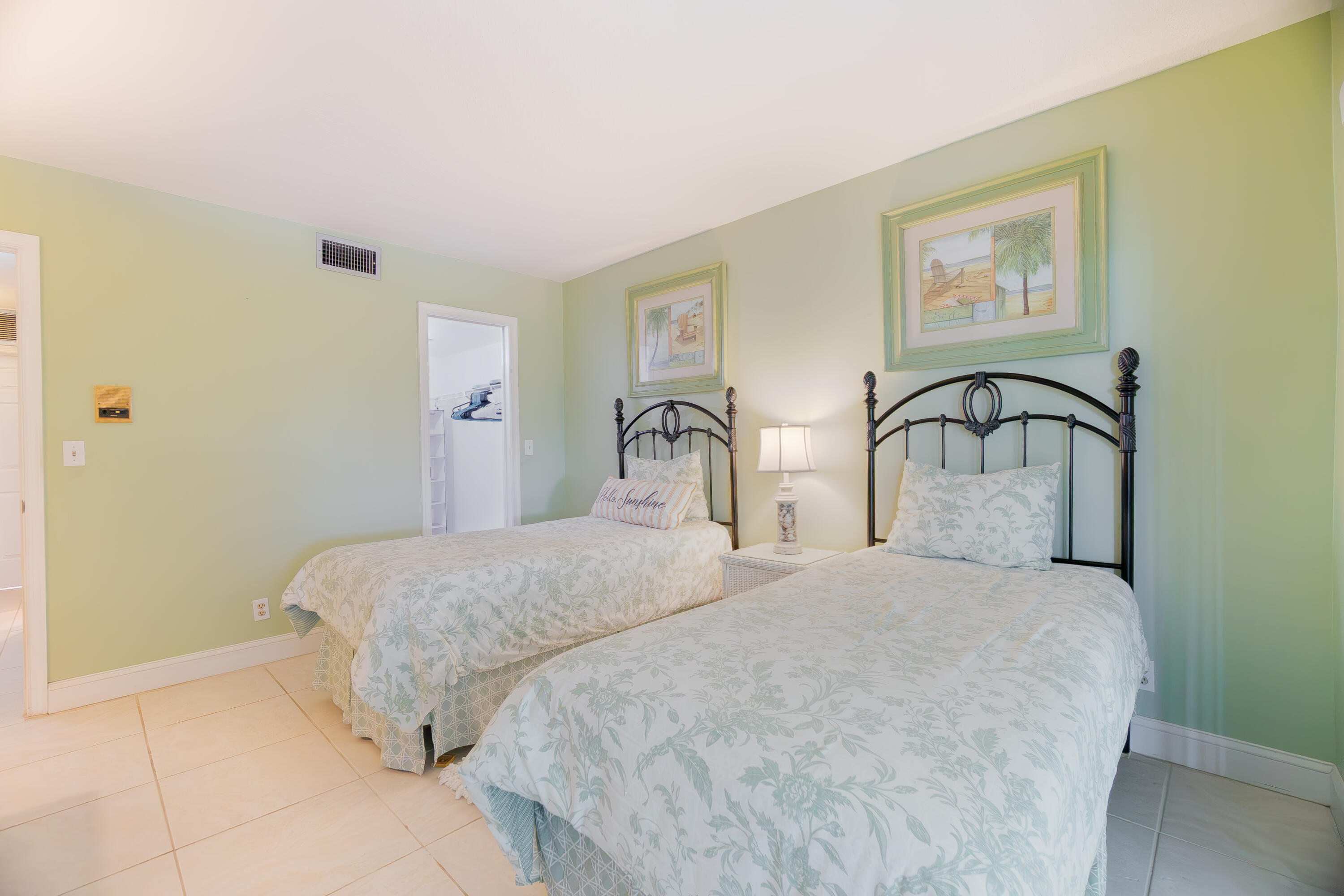 12524 Shoreline Drive 302 Property Photo 17