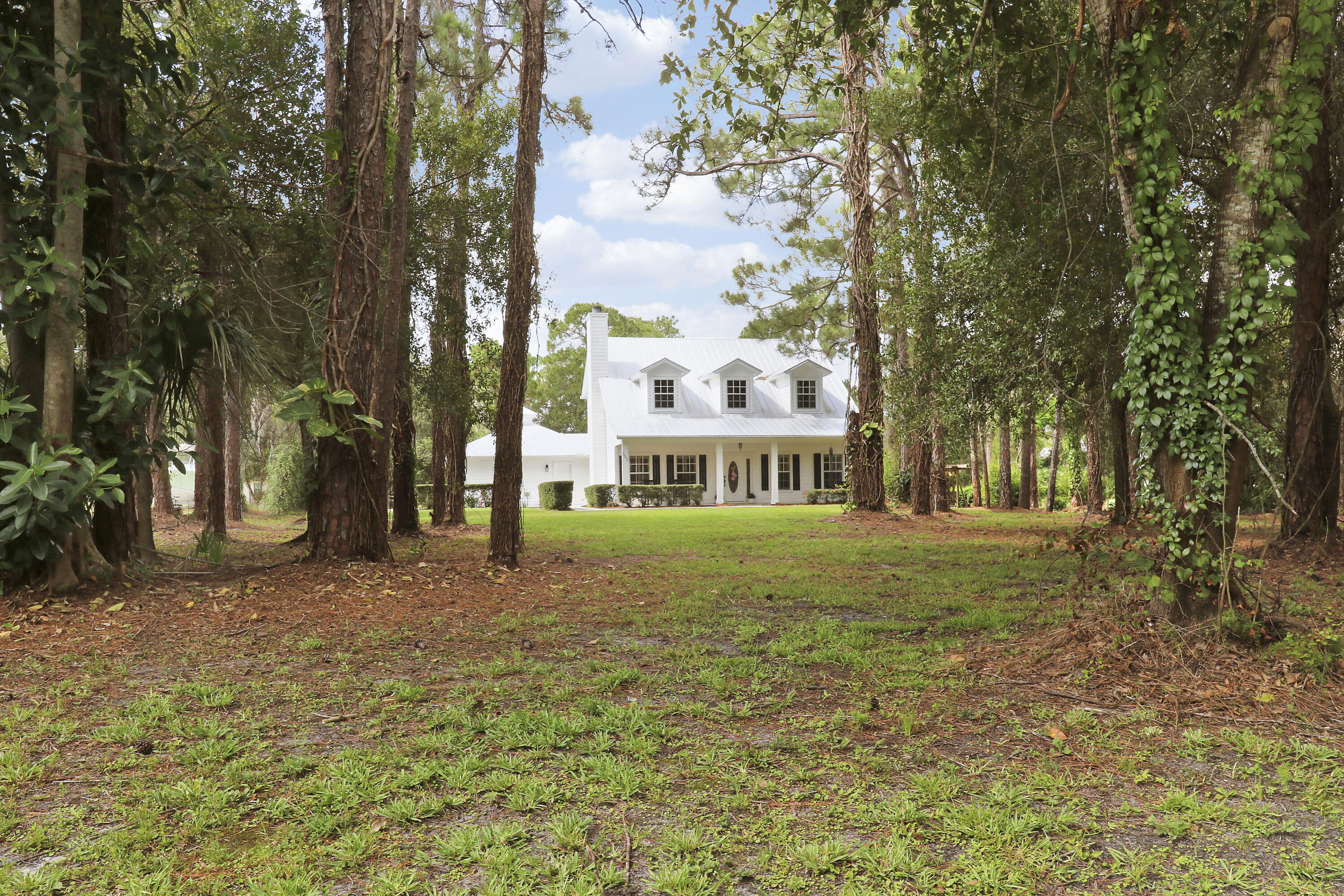 10635 Pine Needle Drive Property Photo 3