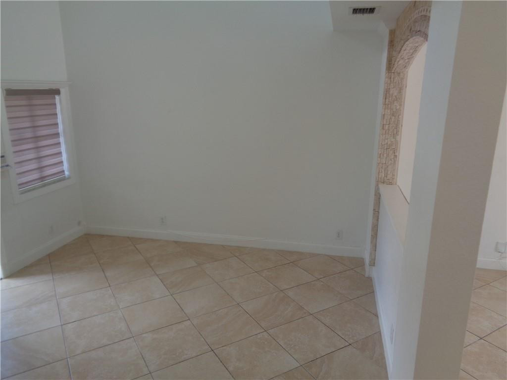 11379 Nw 34th Place Property Photo 7