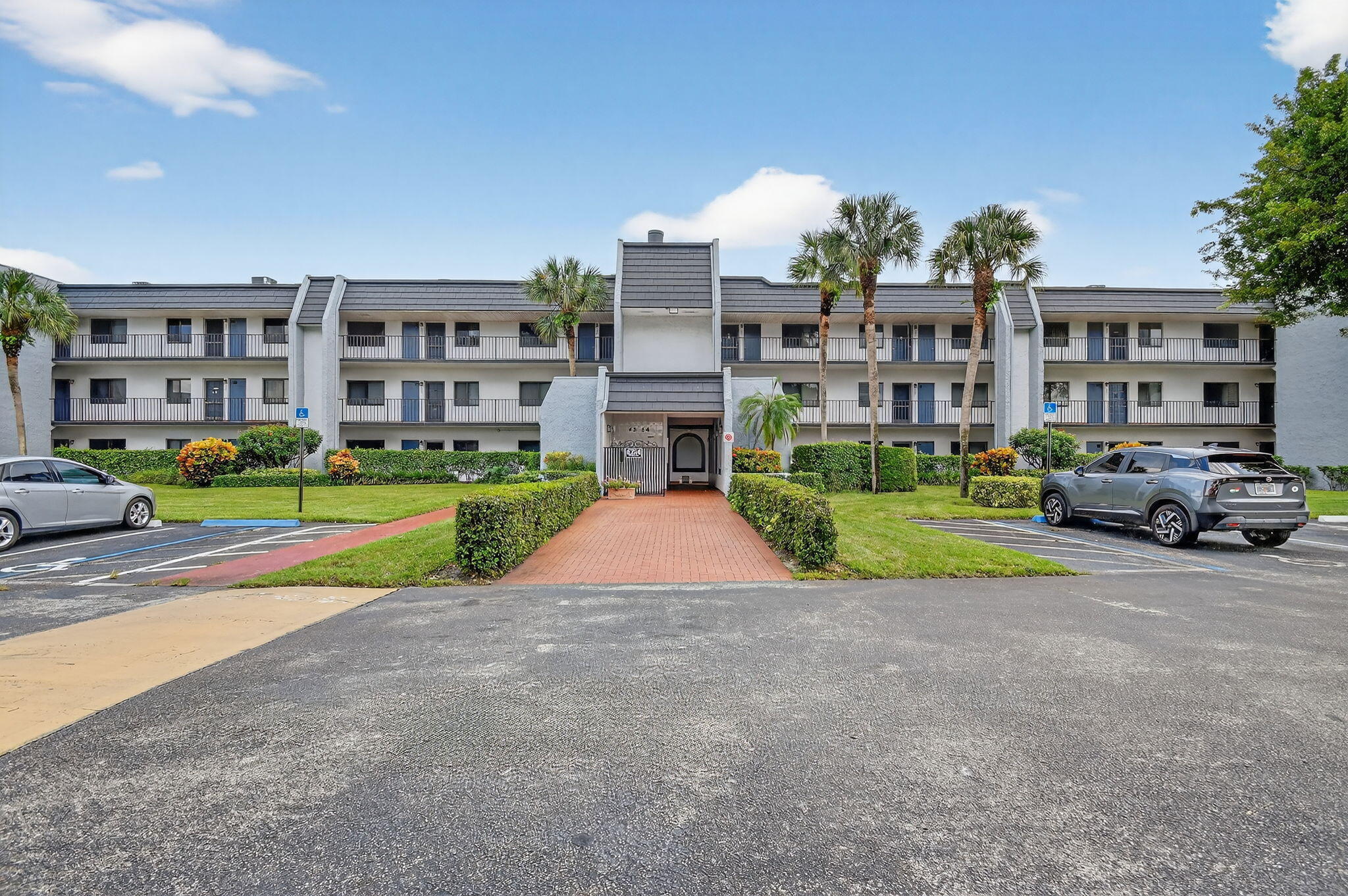 4254 D Este Court 304 Property Photo 1