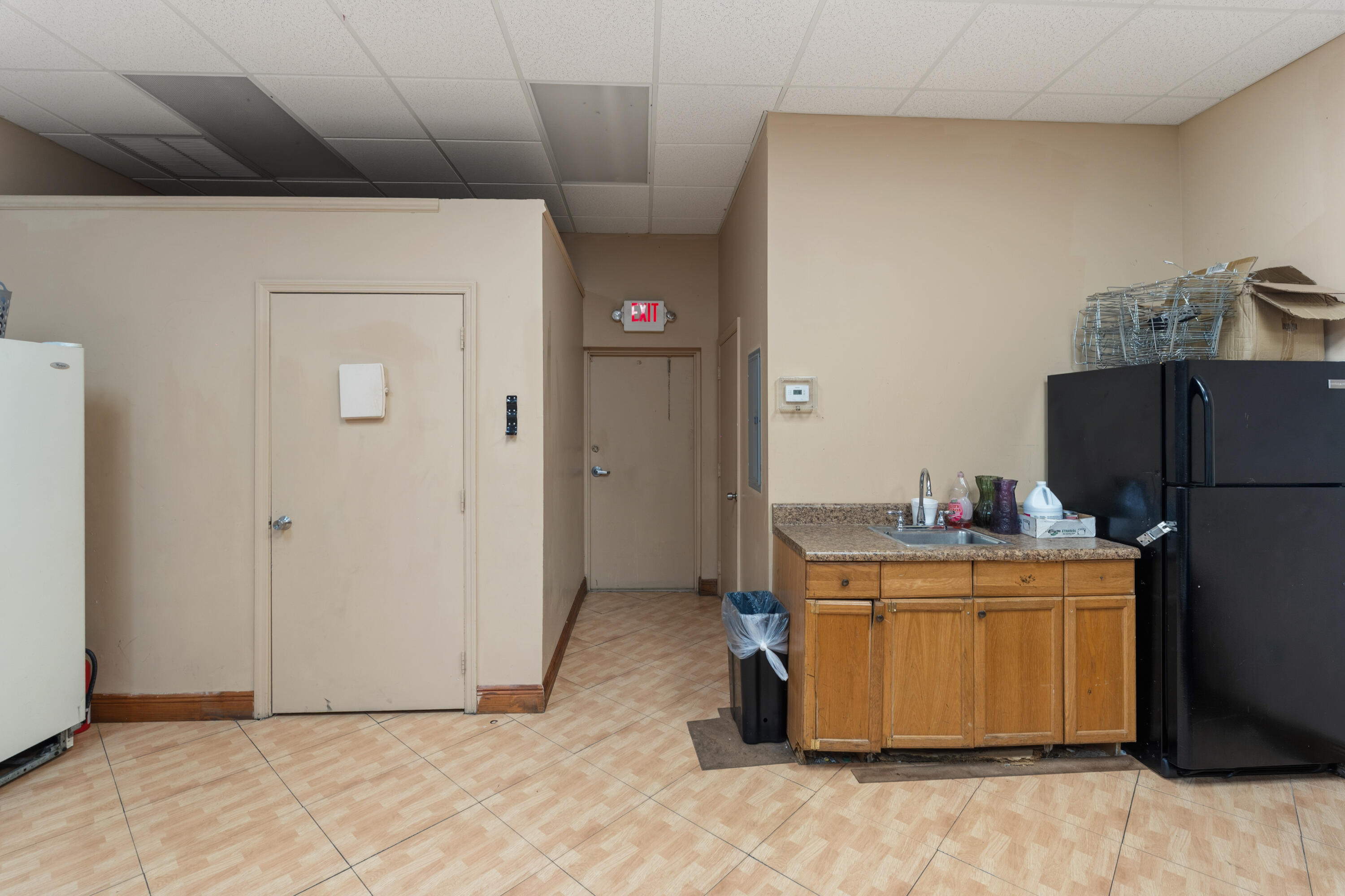 1125 Crestwood Boulevard Property Photo 14