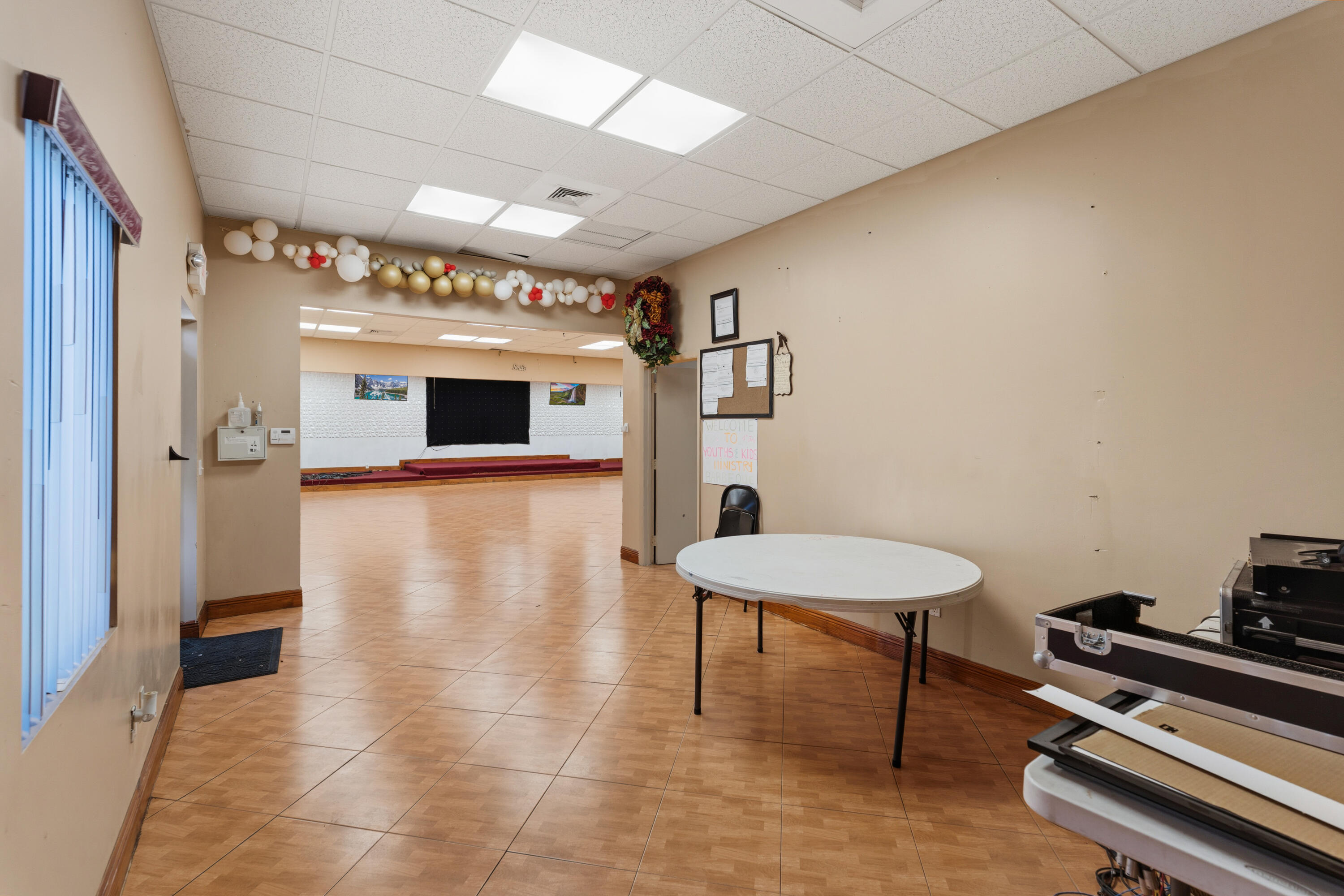 1125 Crestwood Boulevard Property Photo 15