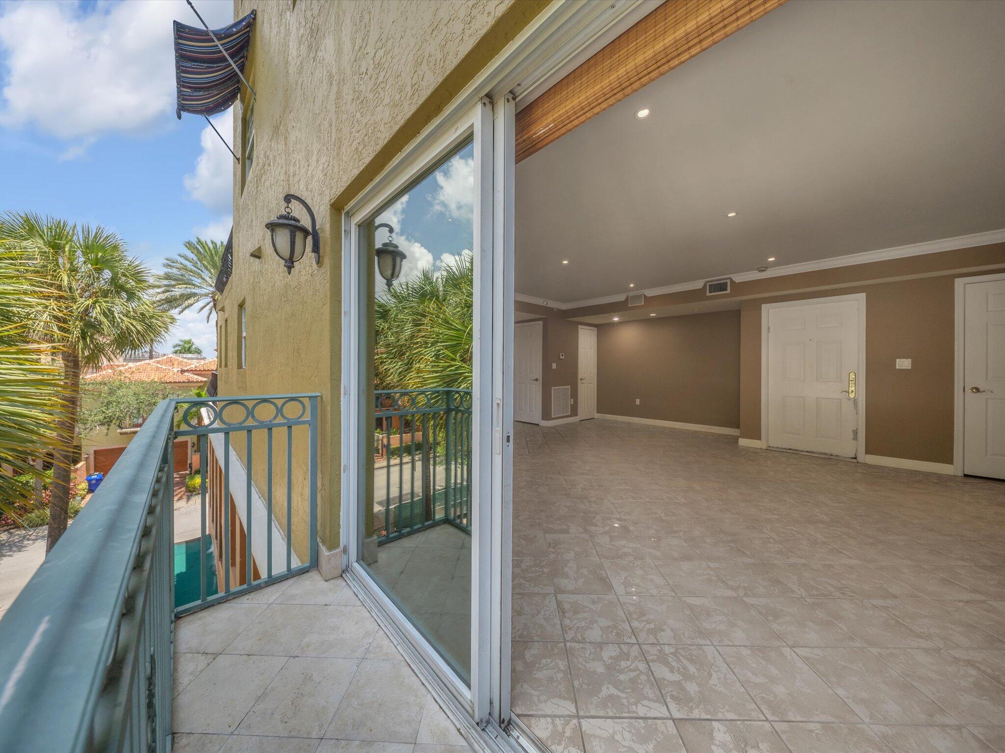 1111 E Las Olas Boulevard 308 Property Photo 11