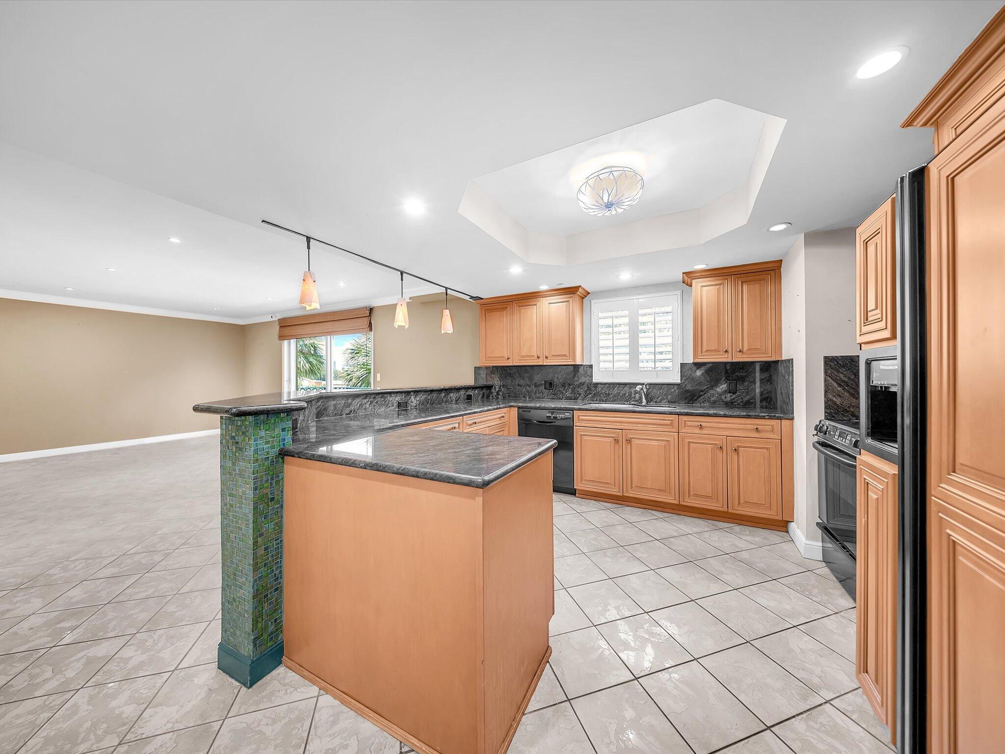 1111 E Las Olas Boulevard 308 Property Photo 15