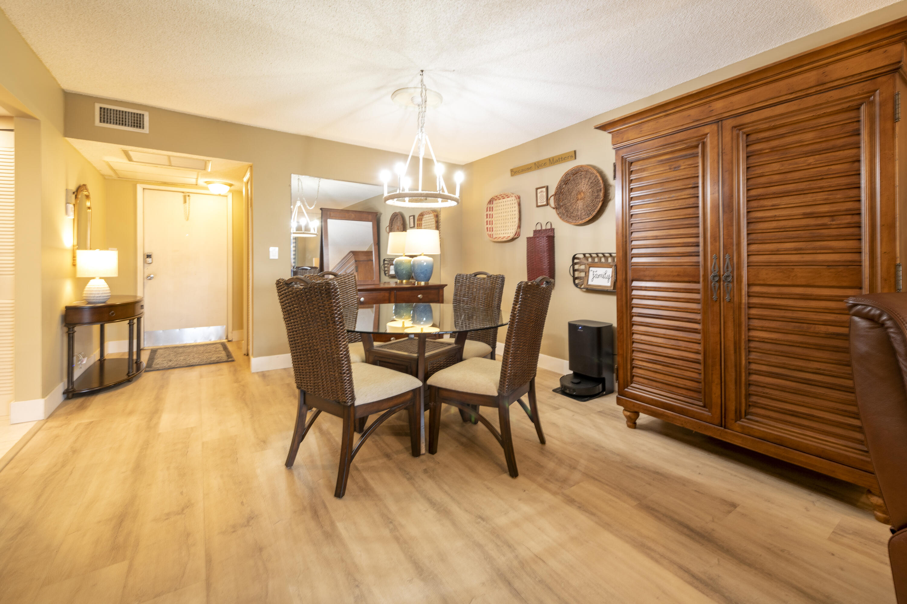 3090 N Course Drive 508 Property Photo 6