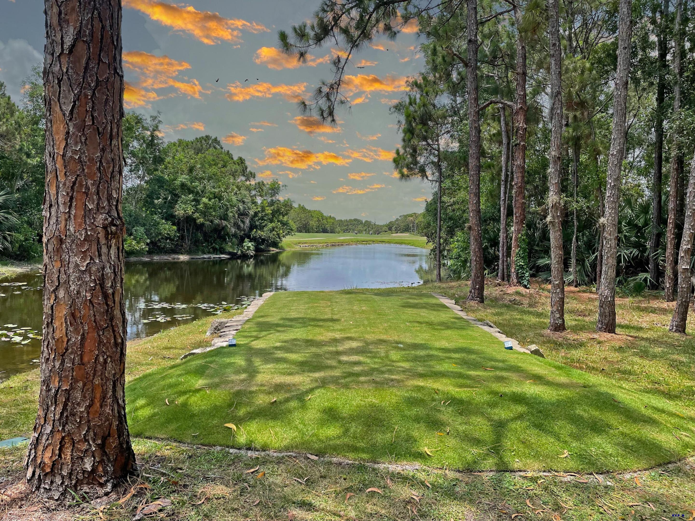 3483 Se Cormorant Place Property Photo 12