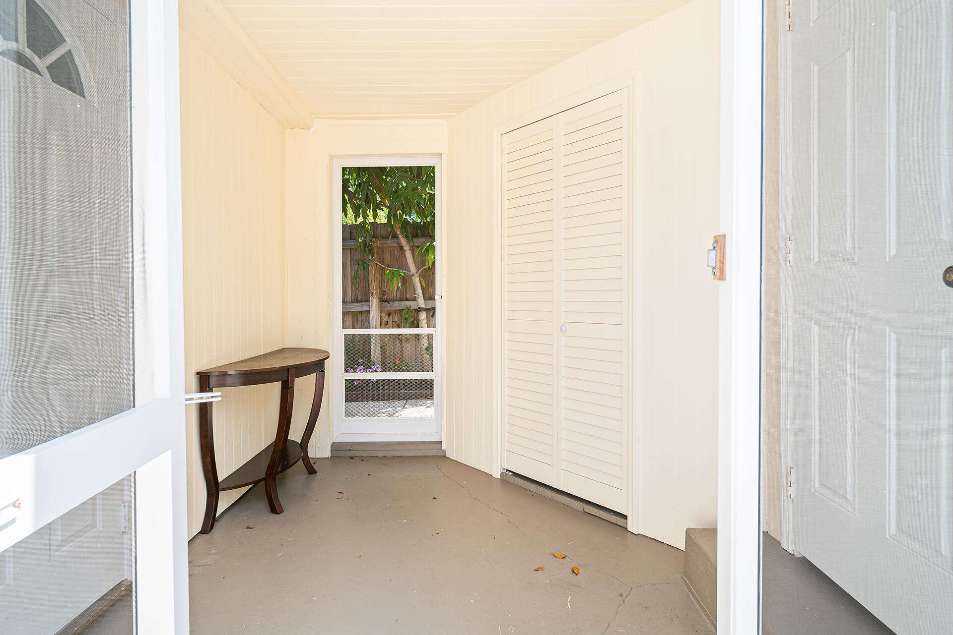 813 Avon Road Property Photo 28