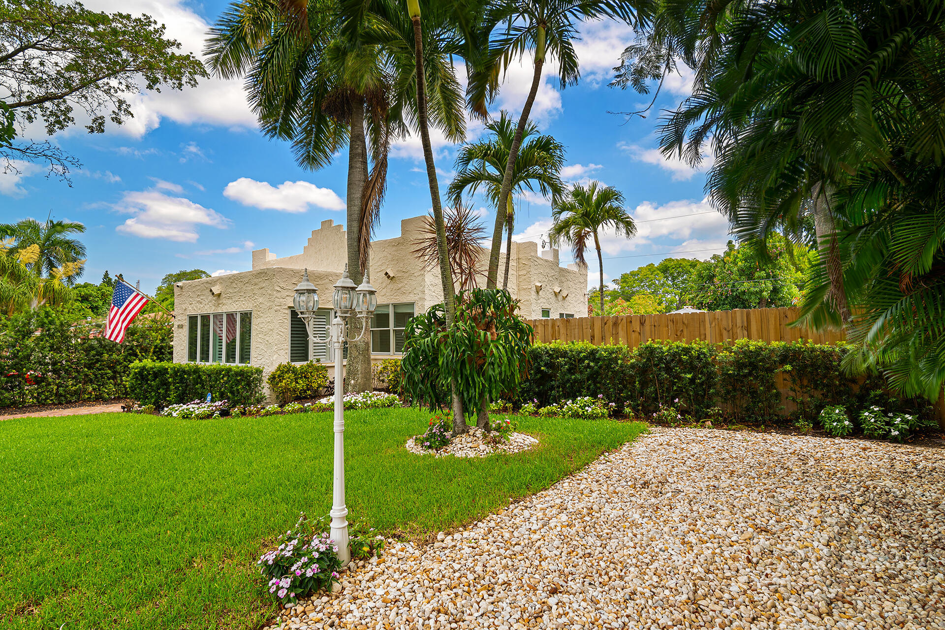 813 Avon Road Property Photo 41