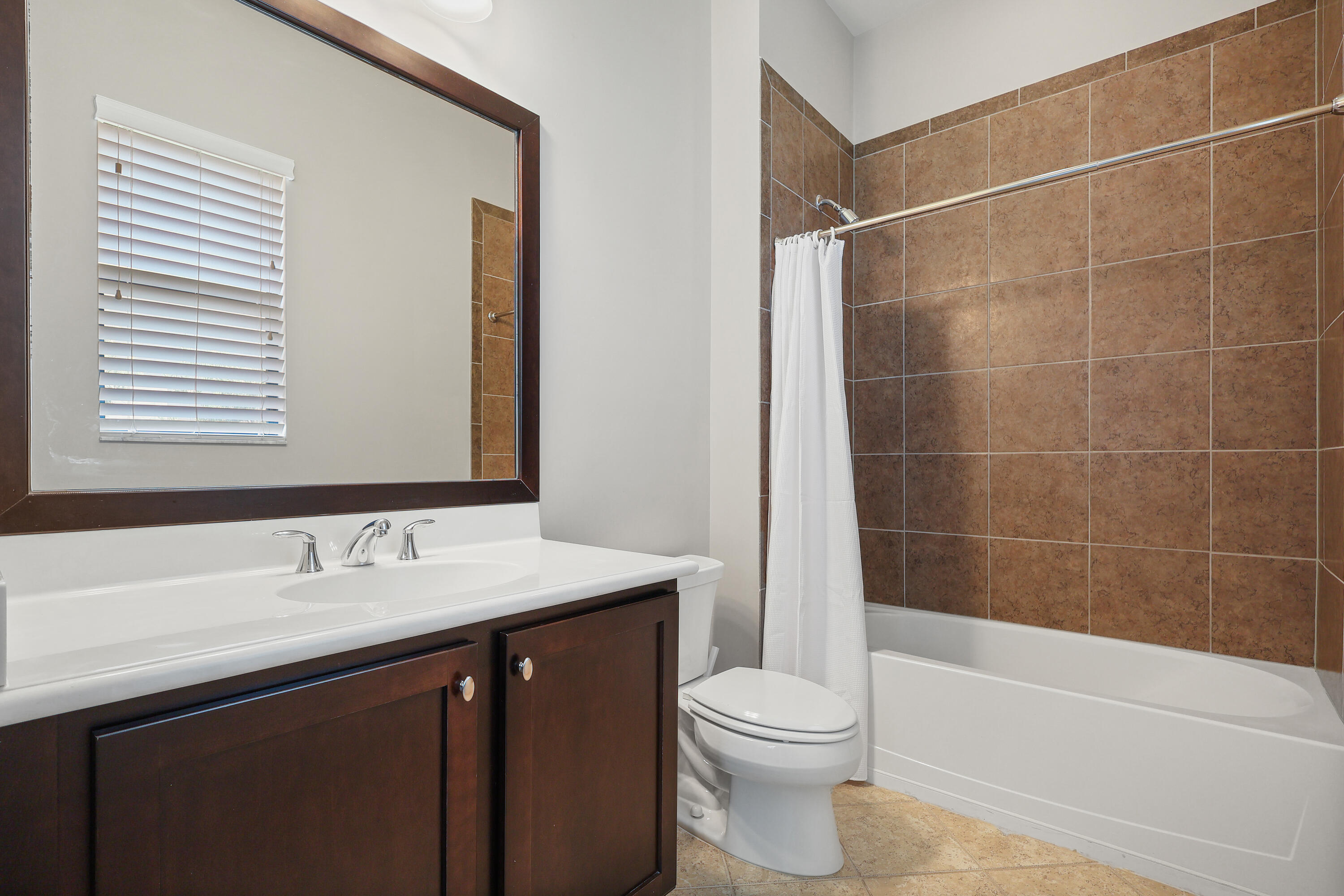 8142 Bradford Way Property Photo 37