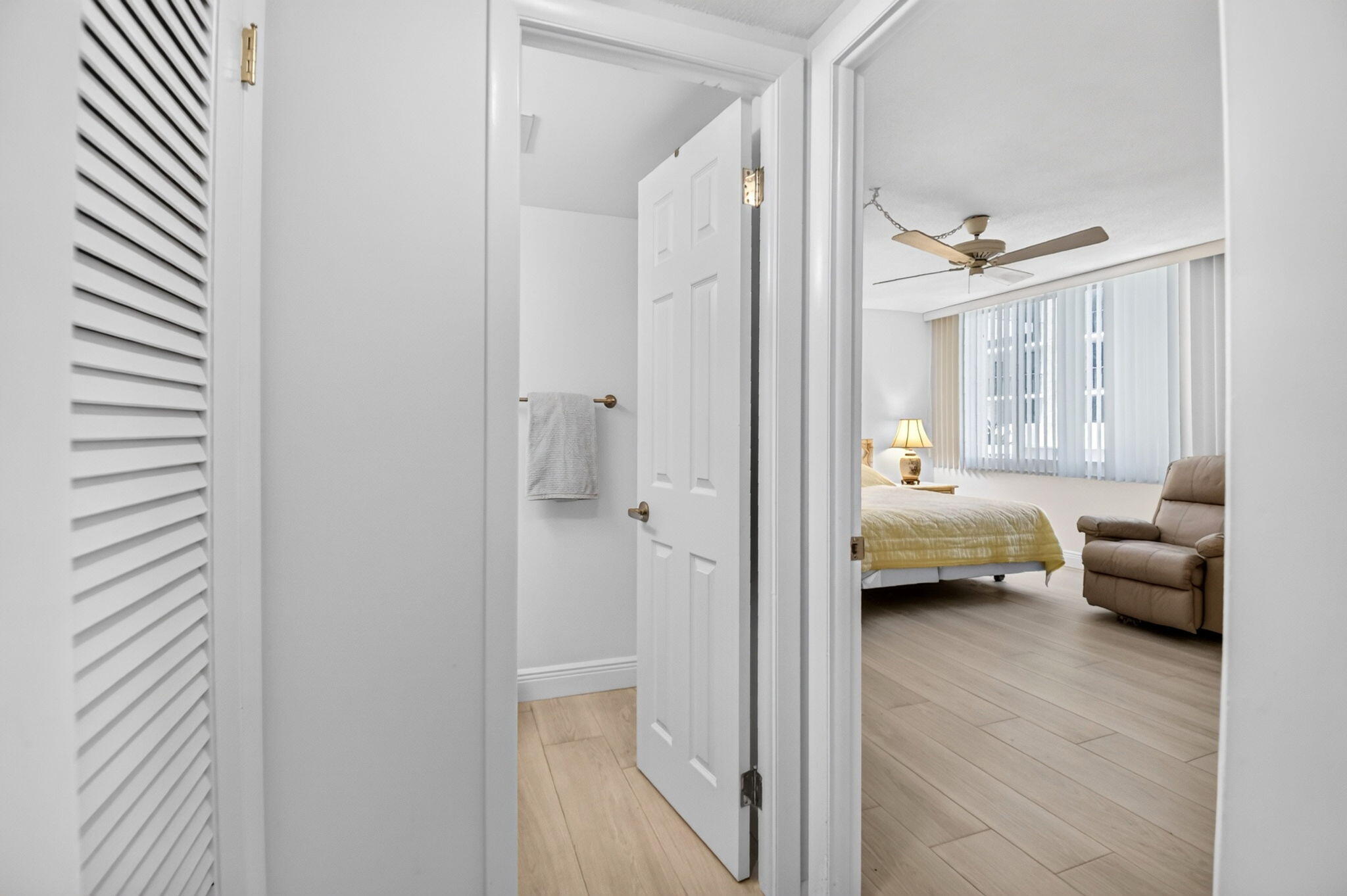 125 S Ocean Avenue 211 Property Photo 24