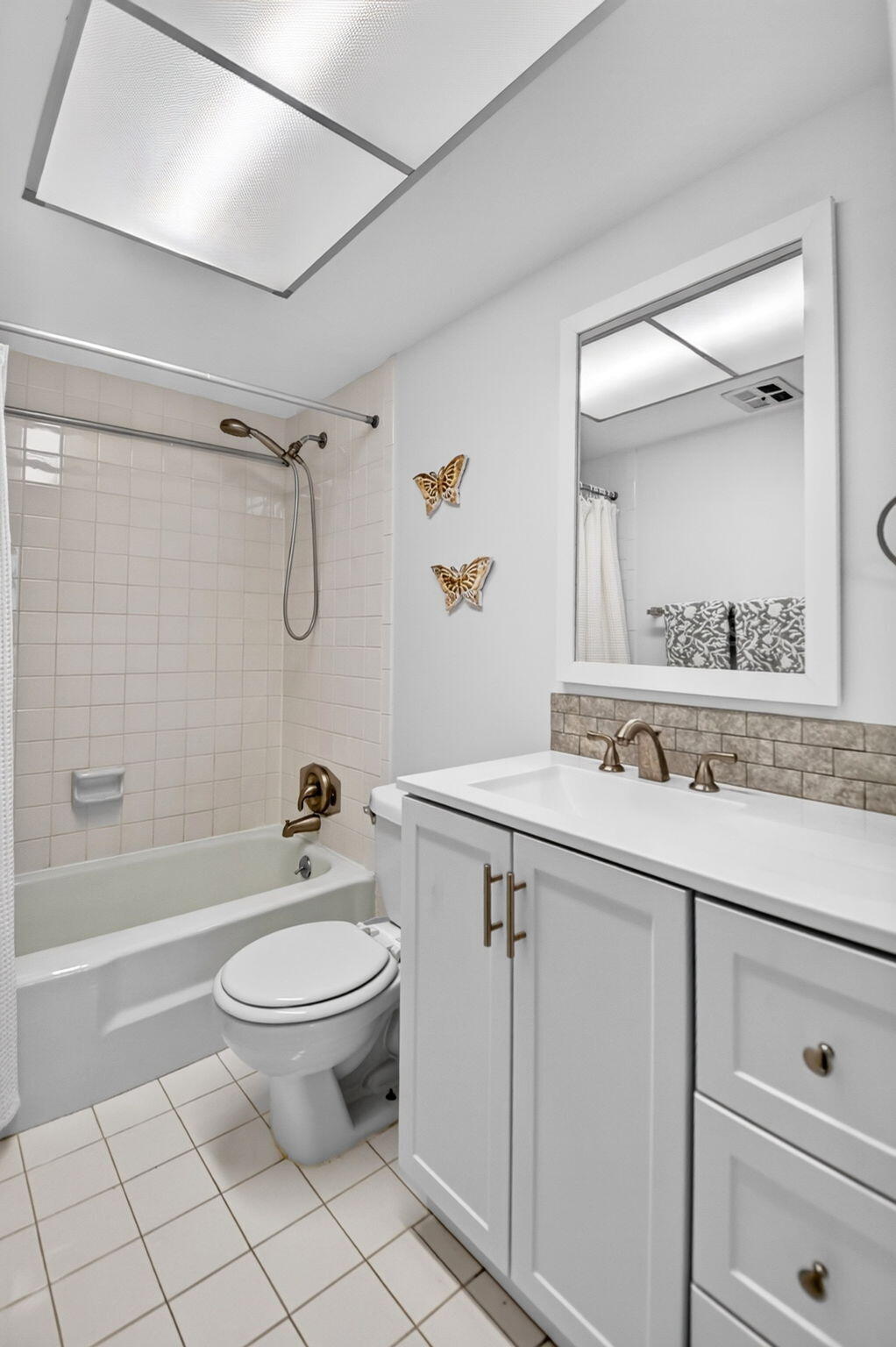 125 S Ocean Avenue 211 Property Photo 31