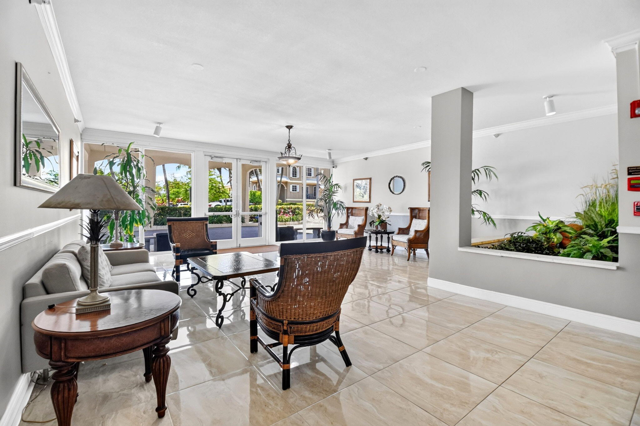 125 S Ocean Avenue 211 Property Photo 44