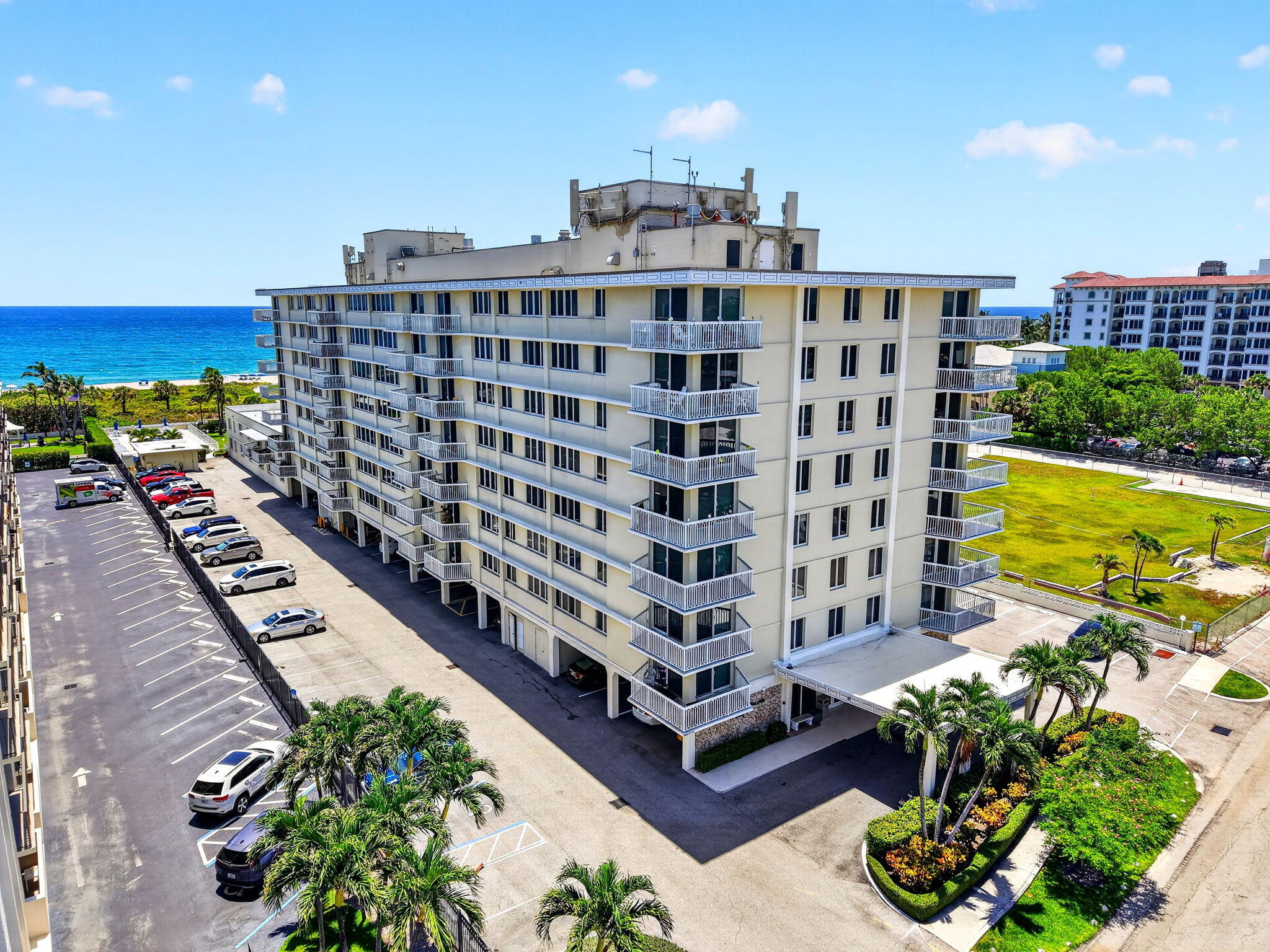 125 S Ocean Avenue 211 Property Photo 46