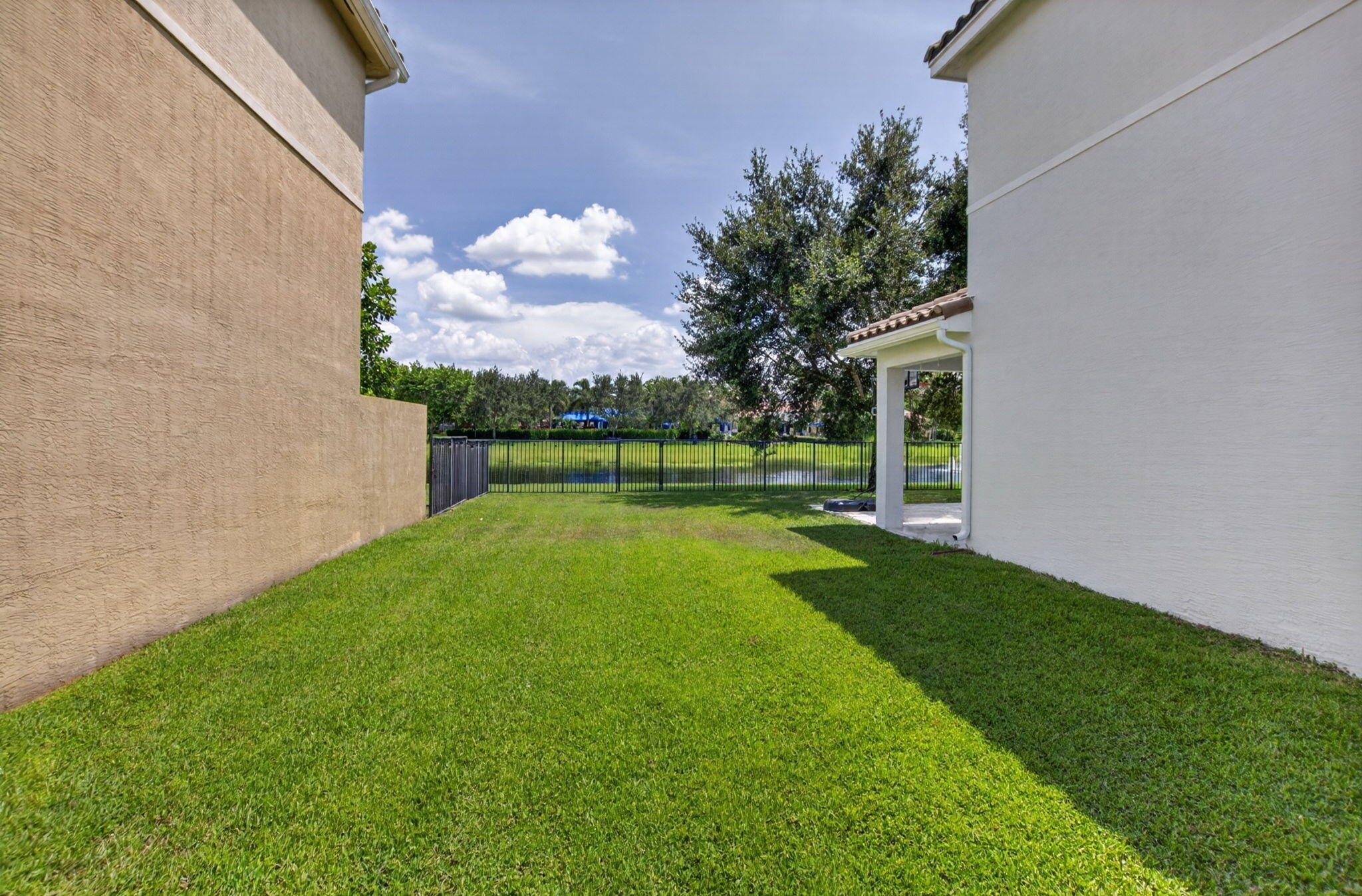 8142 Kendria Cove Terrace Property Photo 31