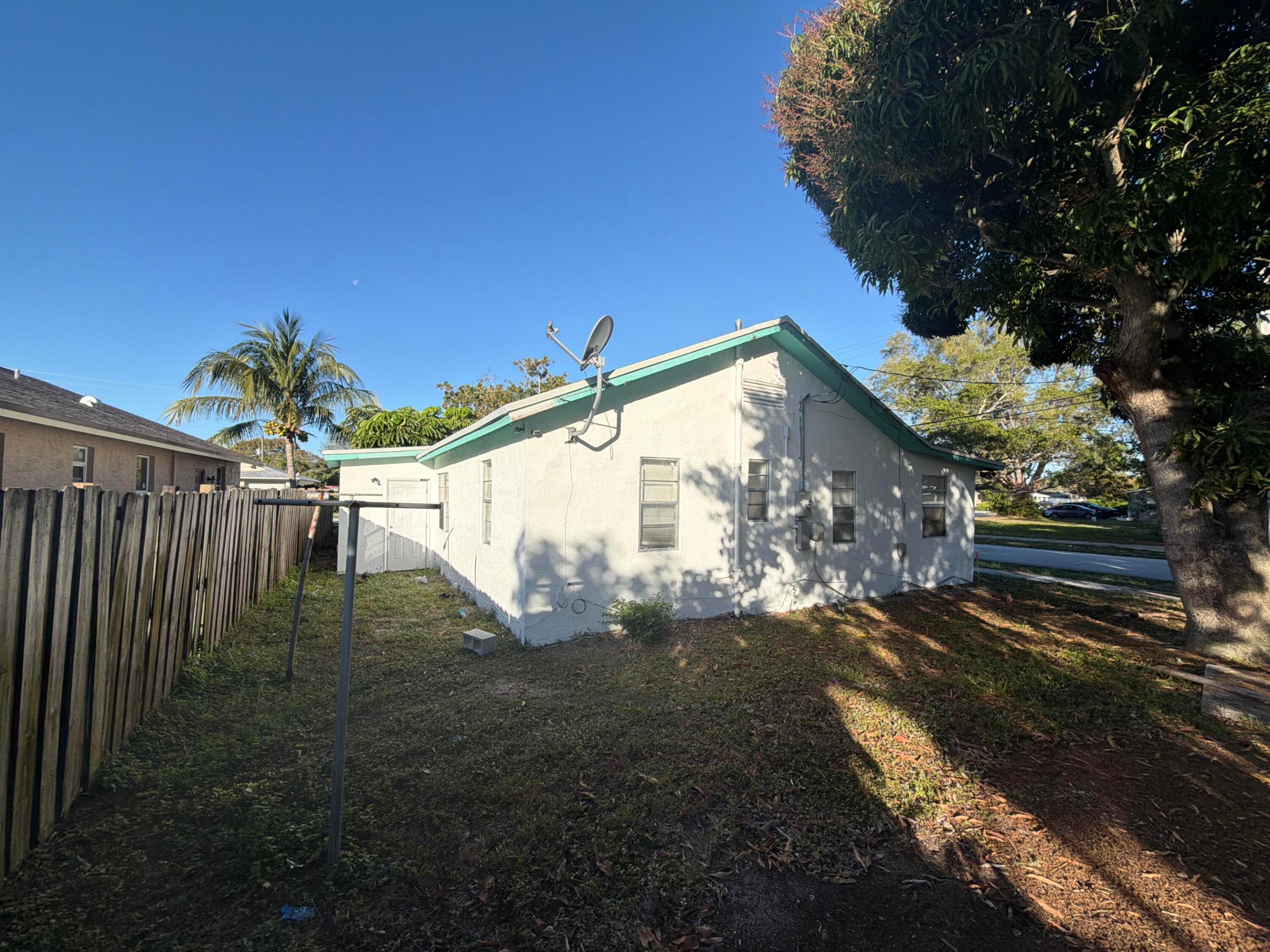 520 Nw 3rd Street Property Photo 7