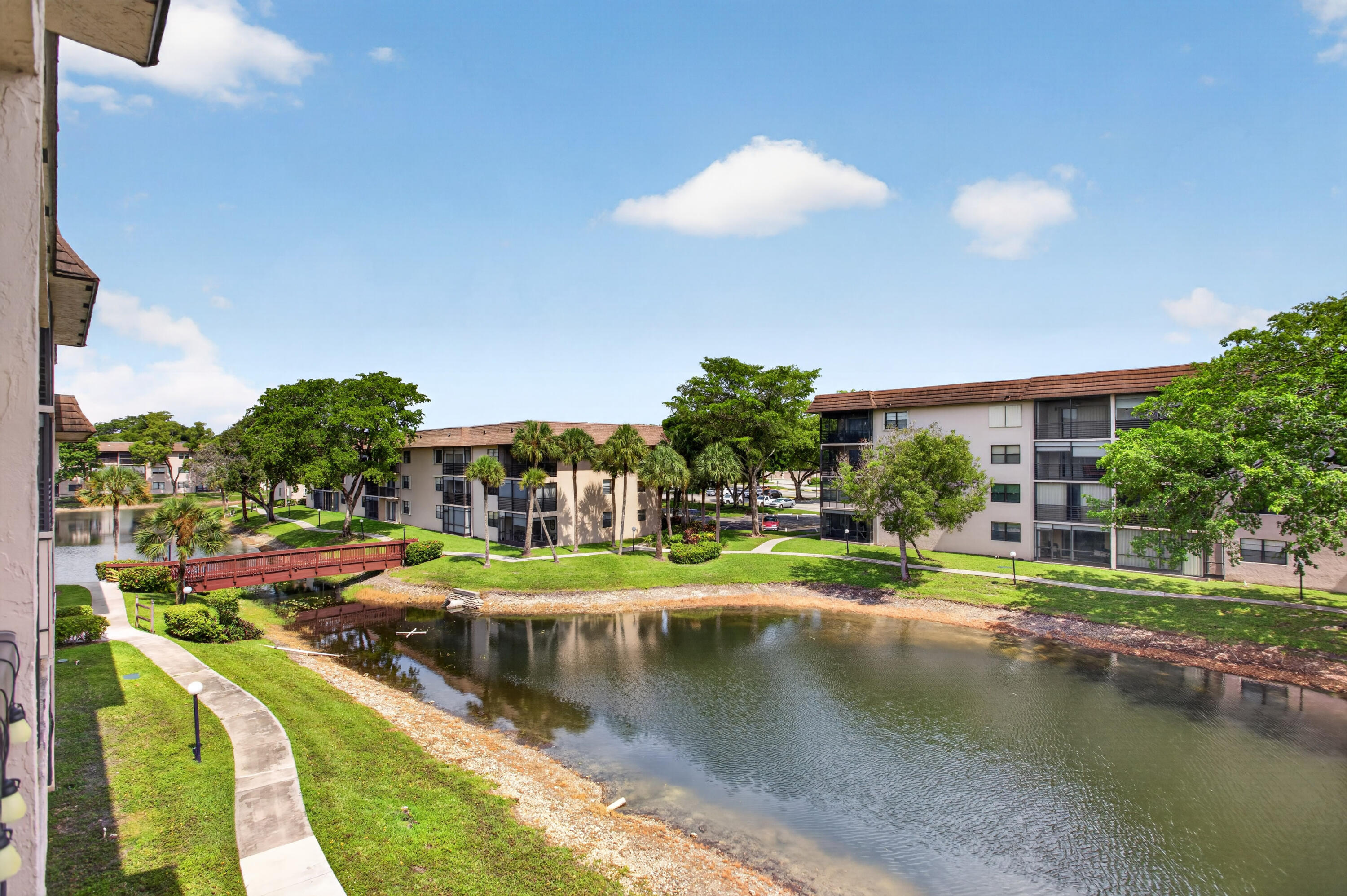 4975 E Sabal Palm Boulevard Apt 309 Property Photo 1