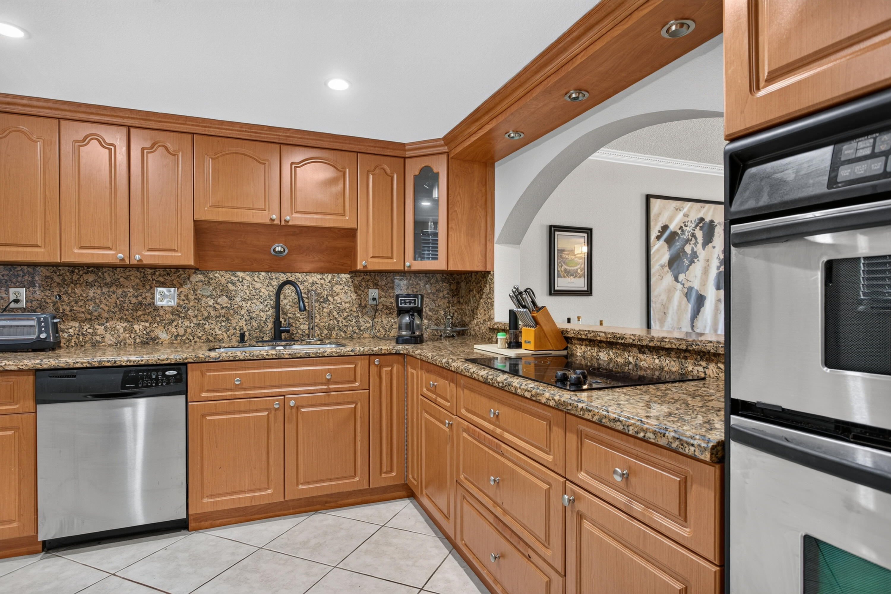 4975 E Sabal Palm Boulevard Apt 309 Property Photo 5